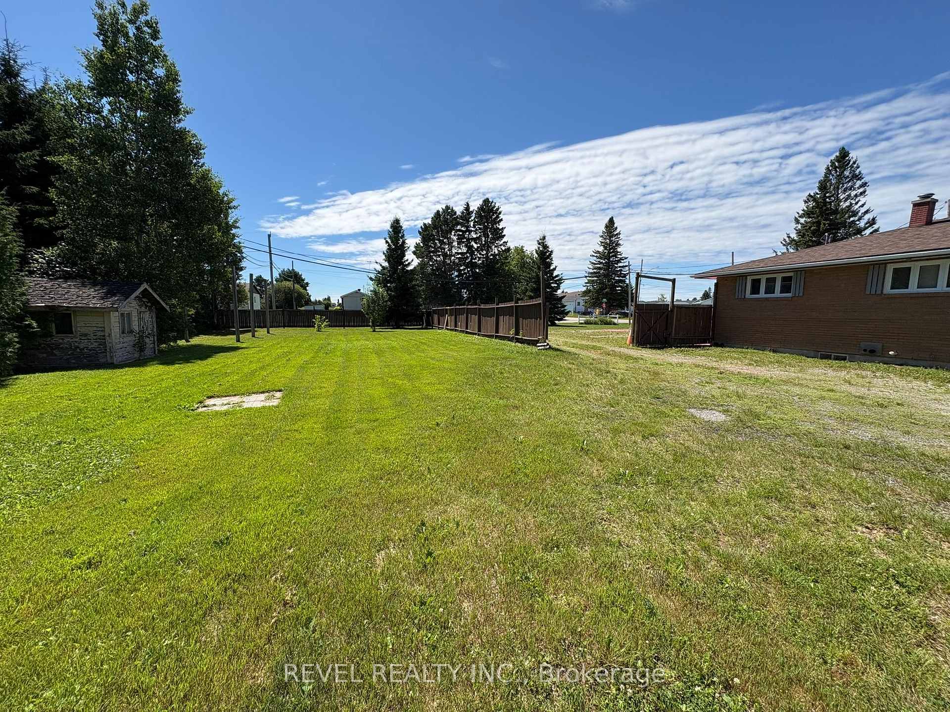 Photo 46 of Unit Fauquier, 21 Jacques Avenue, Kapuskasing, Fauquier — HOMEH