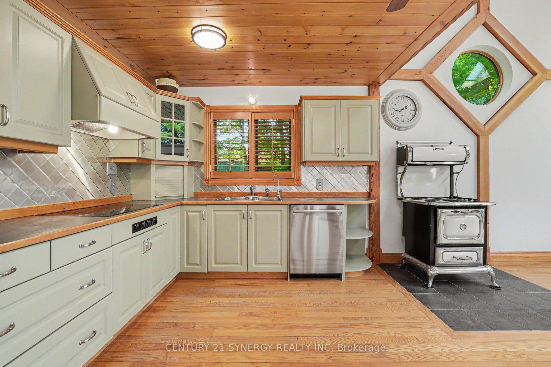 Photo 12 of 1430 Wagner Road, Frontenac, Frontenac Centre — HOMEH