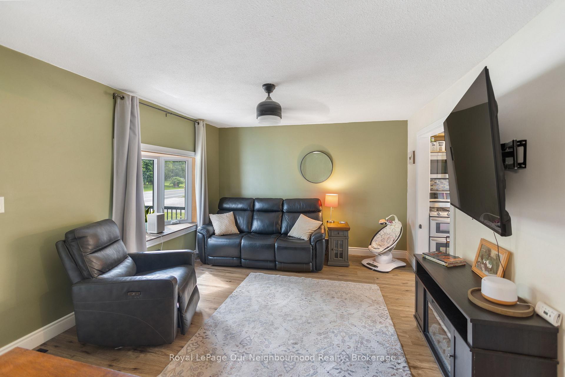 Photo 8 of 1397 Ontario Street, Cobourg — HOMEH