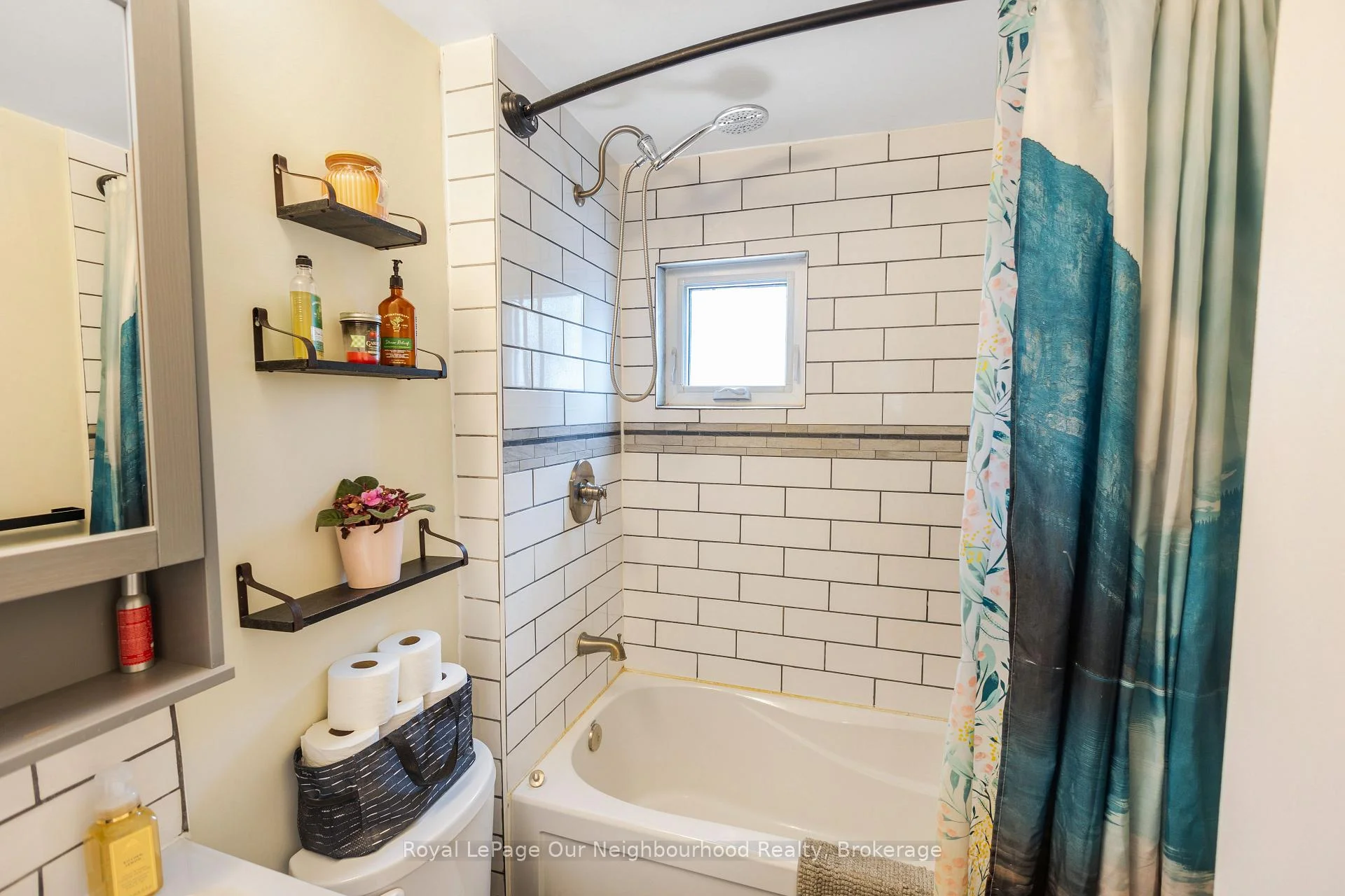 Photo 22 of 1397 Ontario Street, Cobourg — HOMEH