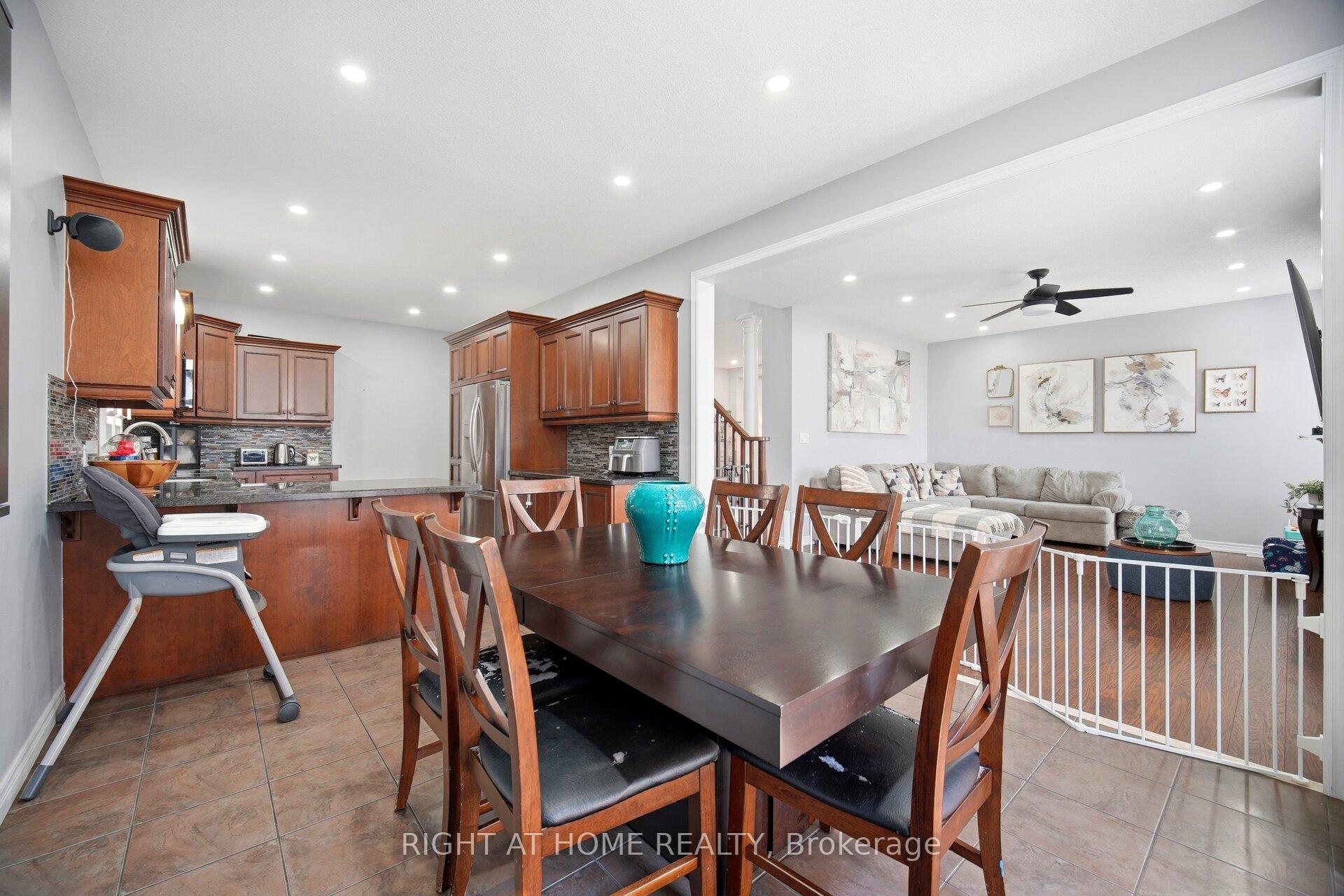Photo 15 of 79 Garinger Crescent, Hamilton, Binbrook — HOMEH