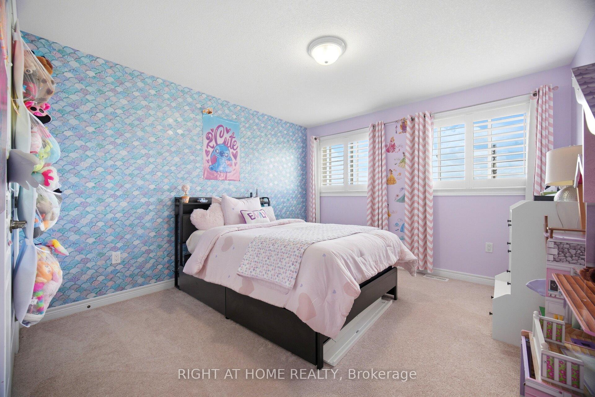 Photo 25 of 79 Garinger Crescent, Hamilton, Binbrook — HOMEH