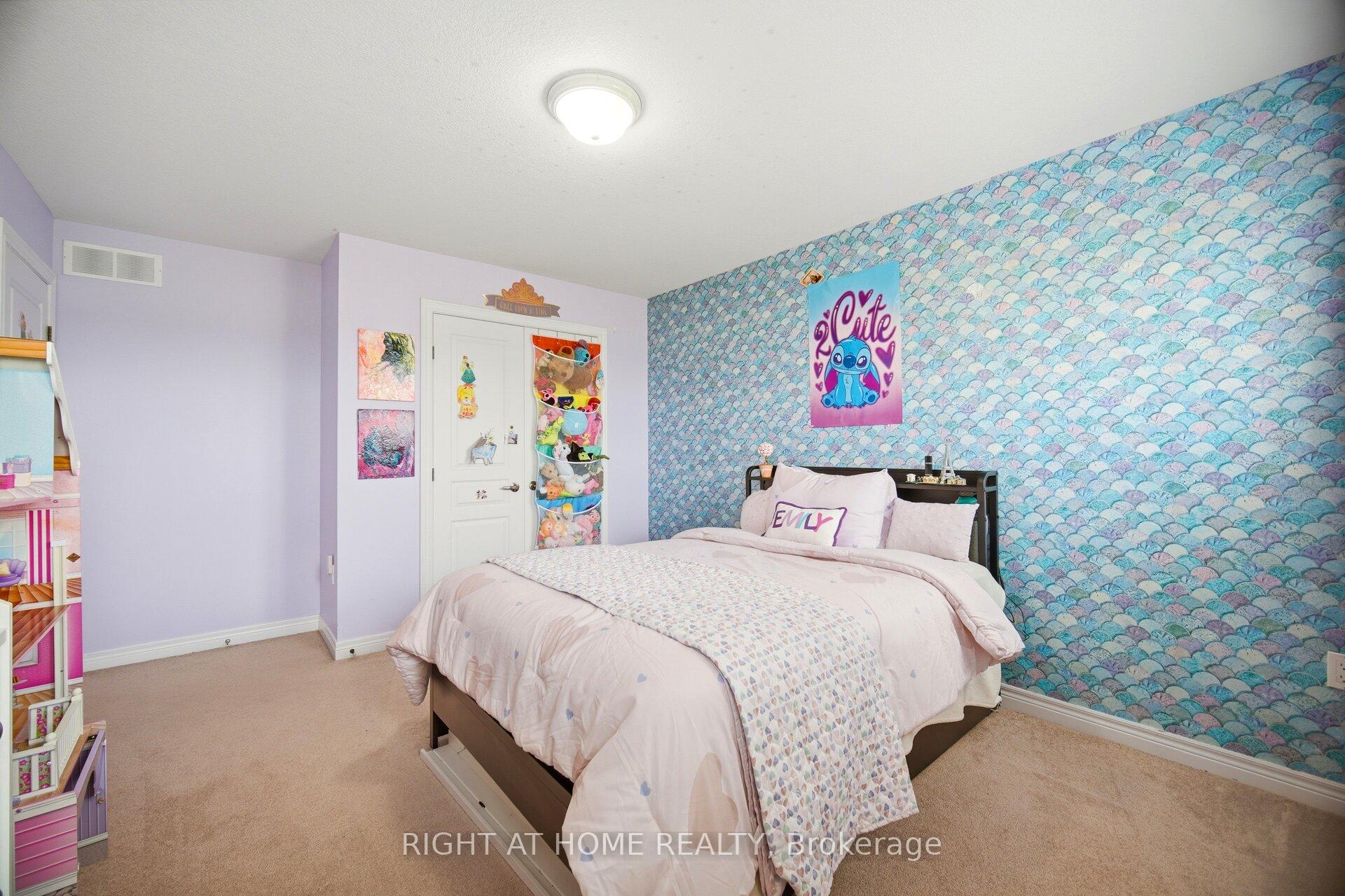 Photo 26 of 79 Garinger Crescent, Hamilton, Binbrook — HOMEH