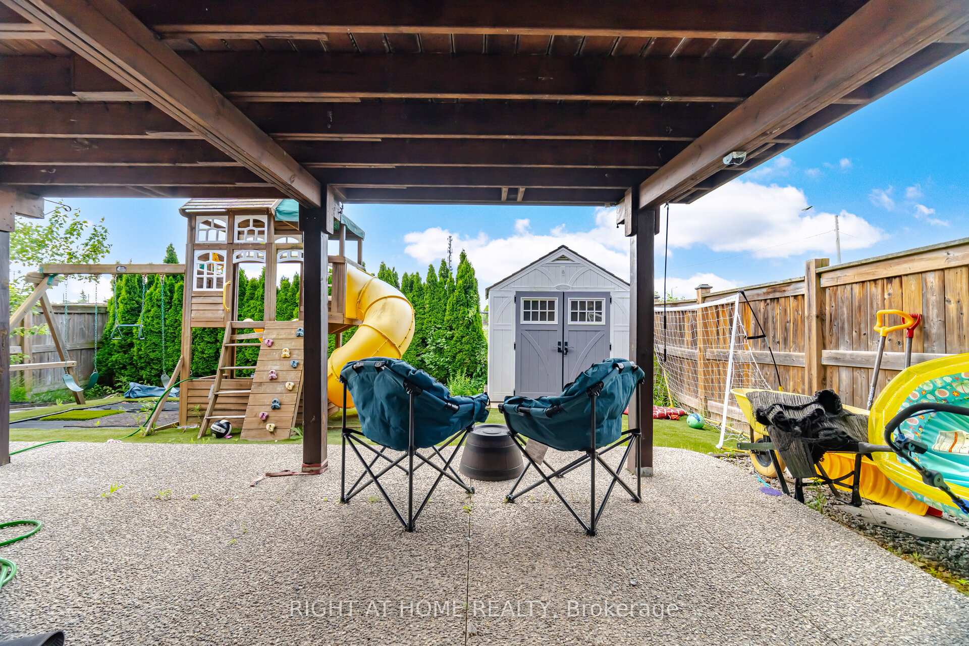 Photo 41 of 79 Garinger Crescent, Hamilton, Binbrook — HOMEH