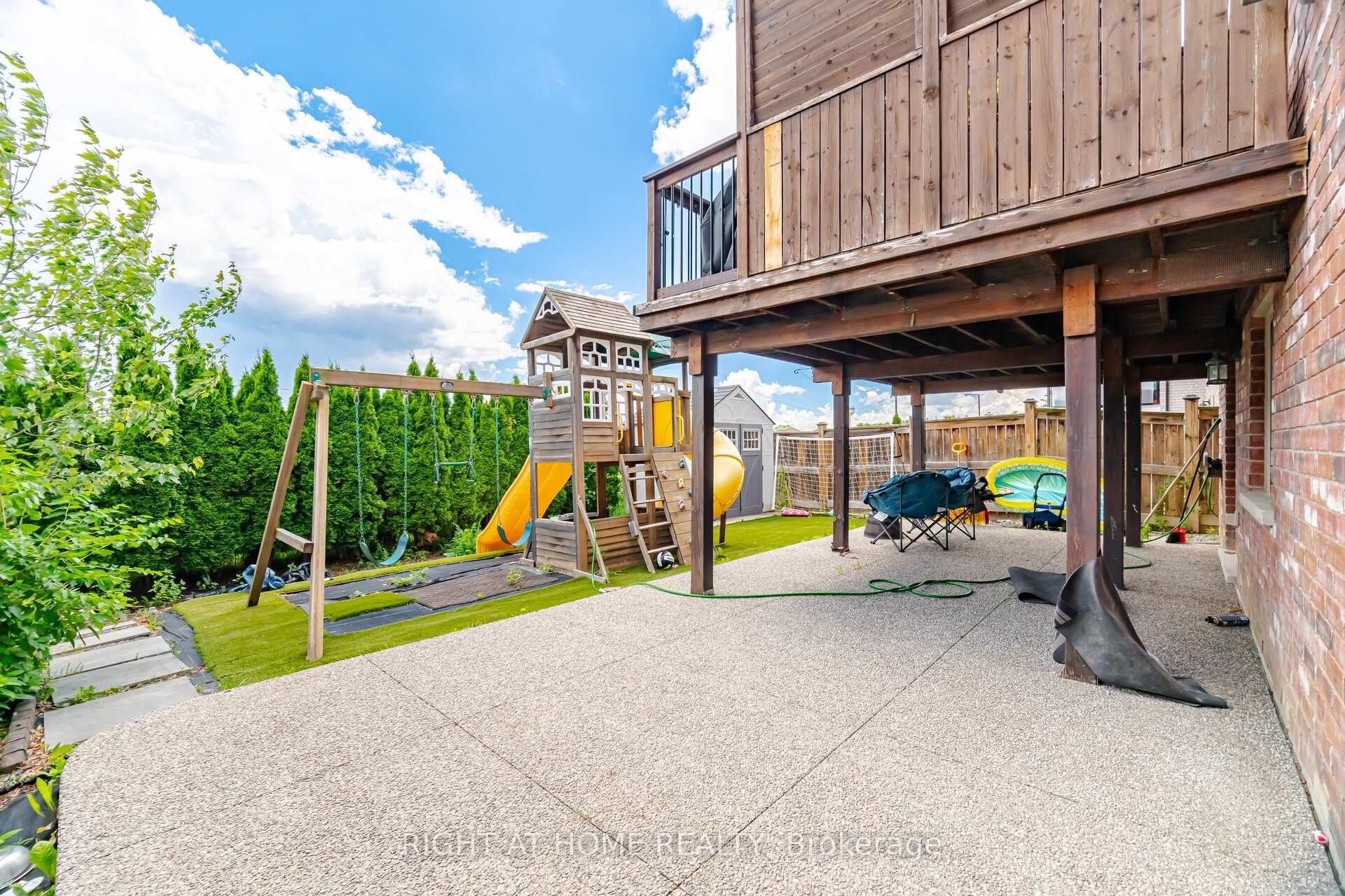 Photo 43 of 79 Garinger Crescent, Hamilton, Binbrook — HOMEH