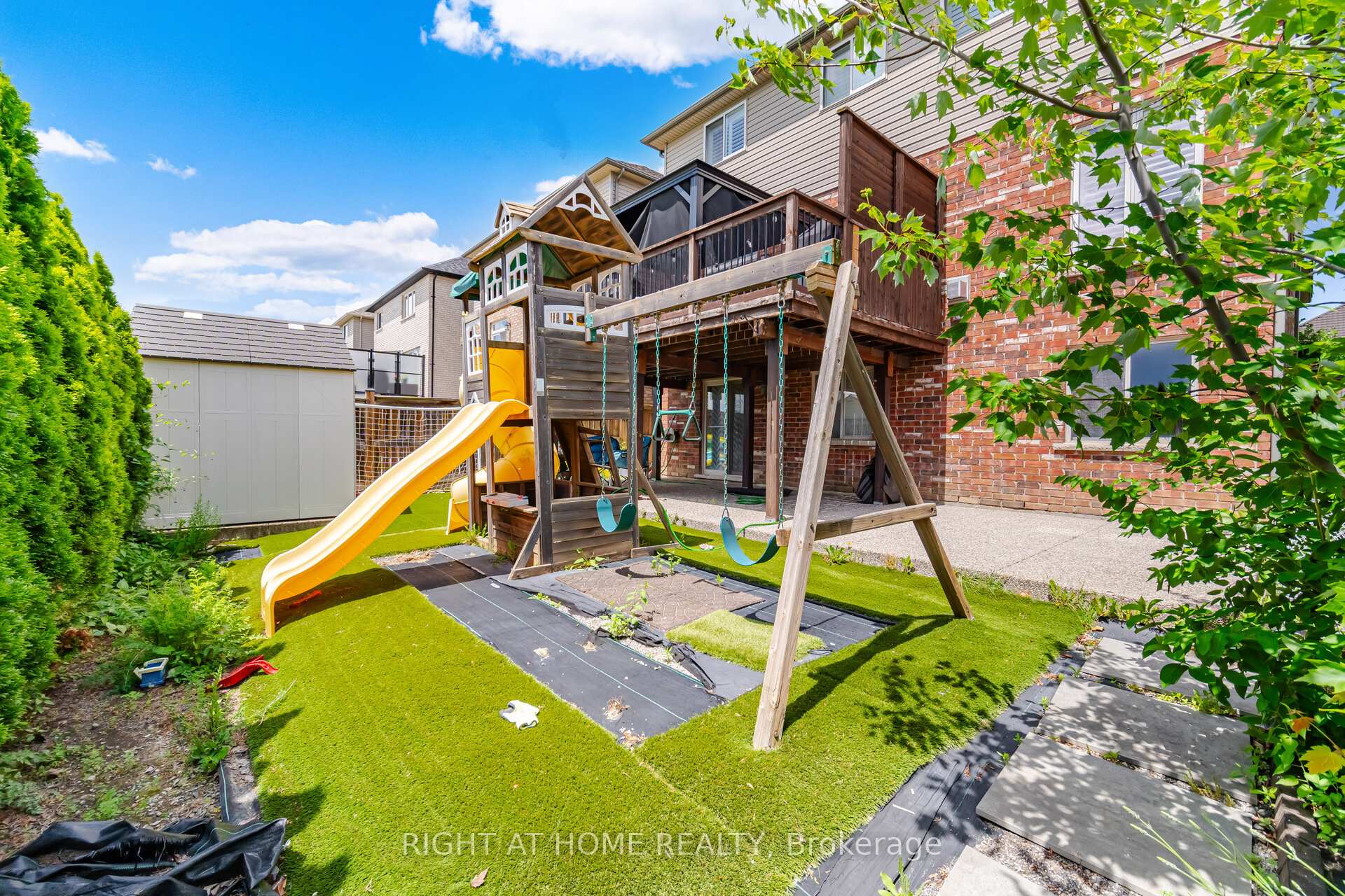 Photo 45 of 79 Garinger Crescent, Hamilton, Binbrook — HOMEH