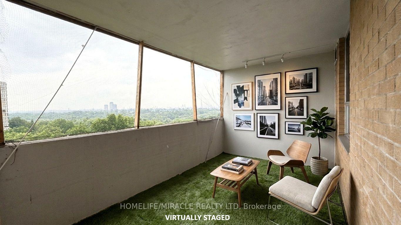 Photo 6 of Unit 807, 40 Panorama Court, Etobicoke, Mount Olive-Silverstone-Jamestown — HOMEH