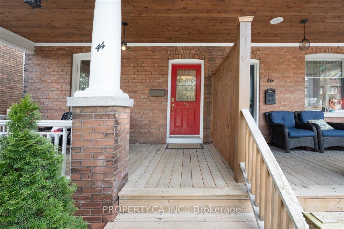 Photo 5 of 44 Beach View Crescent, Toronto, Woodbine Corridor — HOMEH