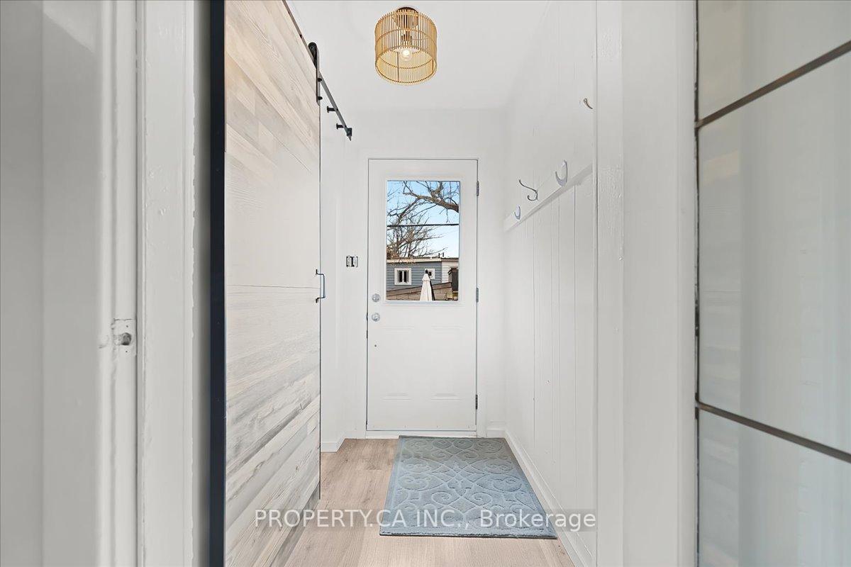Photo 19 of 44 Beach View Crescent, Toronto, Woodbine Corridor — HOMEH