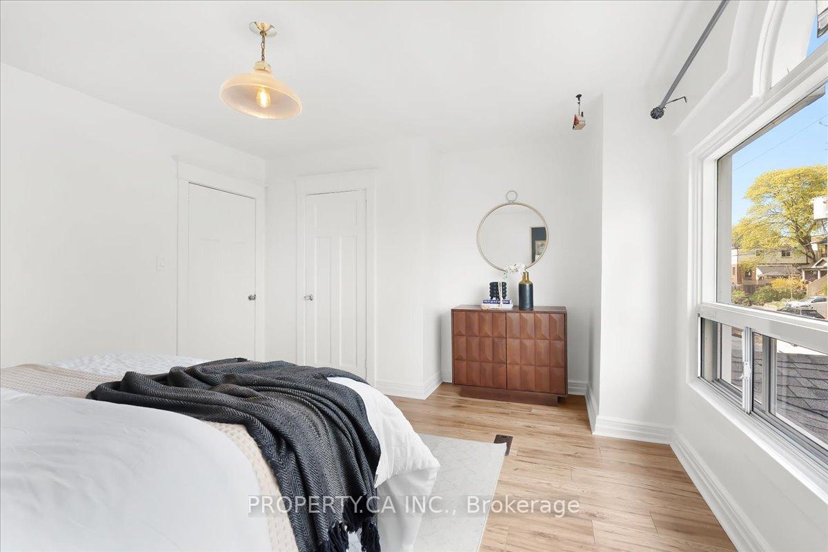 Photo 25 of 44 Beach View Crescent, Toronto, Woodbine Corridor — HOMEH
