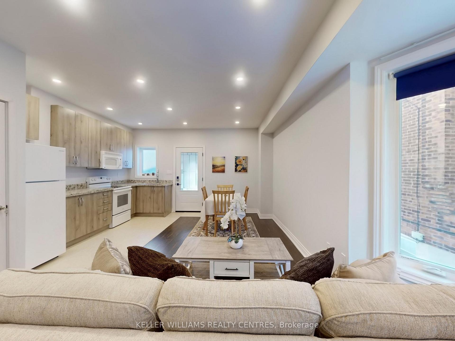 Photo 8 of 62 Hounslow Heath Road, Toronto, Weston-Pellam Park — HOMEH