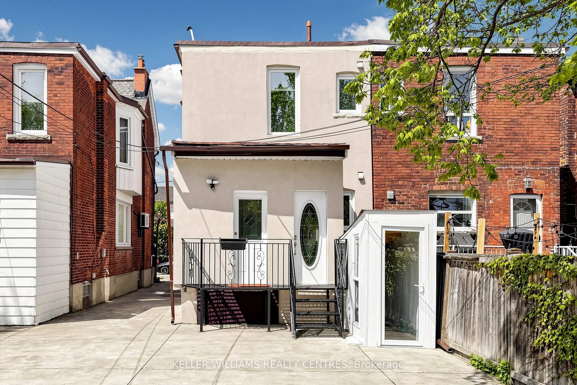 Photo 24 of 62 Hounslow Heath Road, Toronto, Weston-Pellam Park — HOMEH
