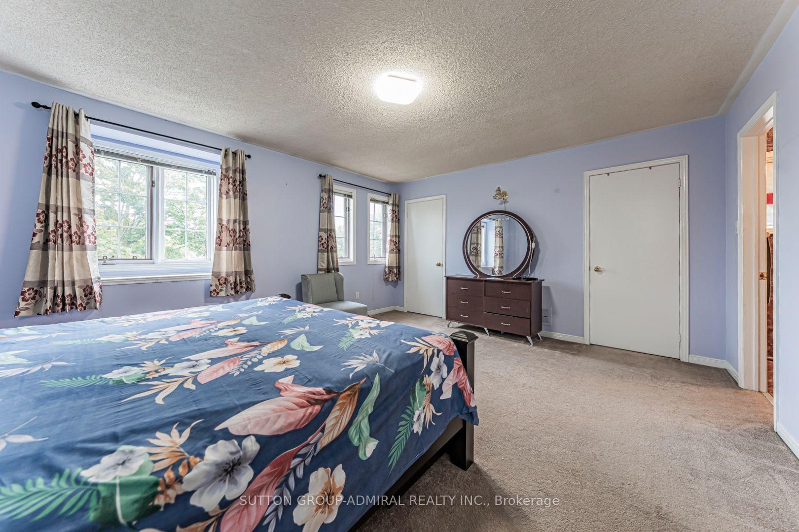 Photo 11 of 162 Bighorn Crescent, Brampton, Sandringham-Wellington — HOMEH