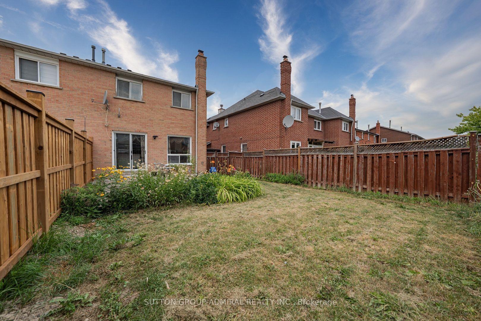 Photo 24 of 162 Bighorn Crescent, Brampton, Sandringham-Wellington — HOMEH