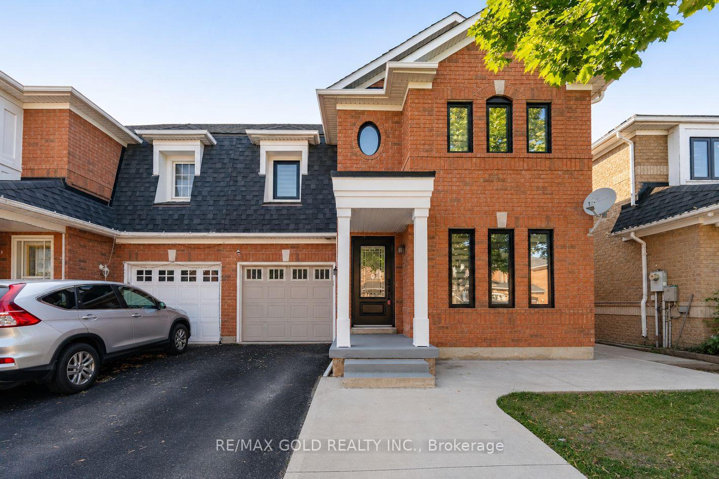 Photo 1 of 61 Saintsbury Crescent, Brampton, Sandringham-Wellington — HOMEH