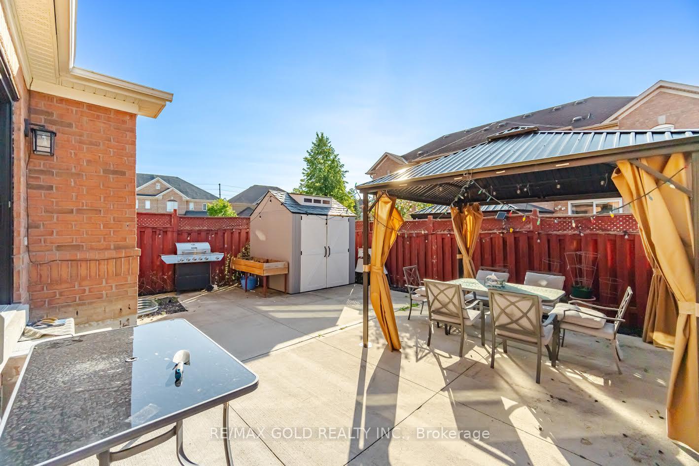 Photo 49 of 61 Saintsbury Crescent, Brampton, Sandringham-Wellington — HOMEH