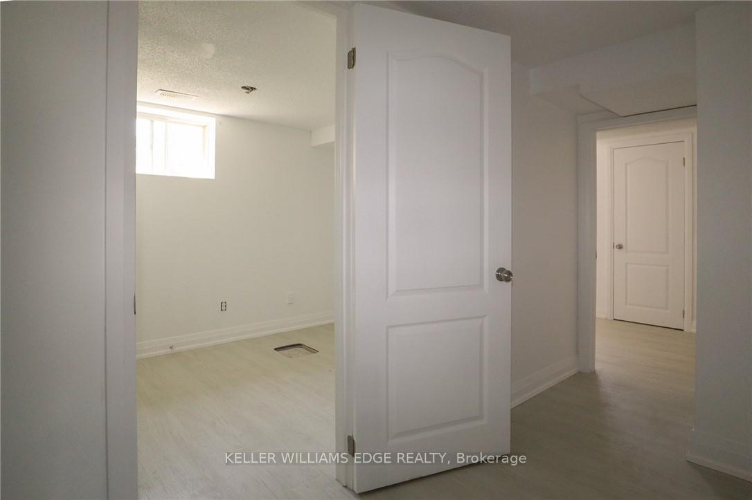 Photo 5 of Unit LL, 525 Britannia Avenue, Hamilton, Normanhurst — HOMEH