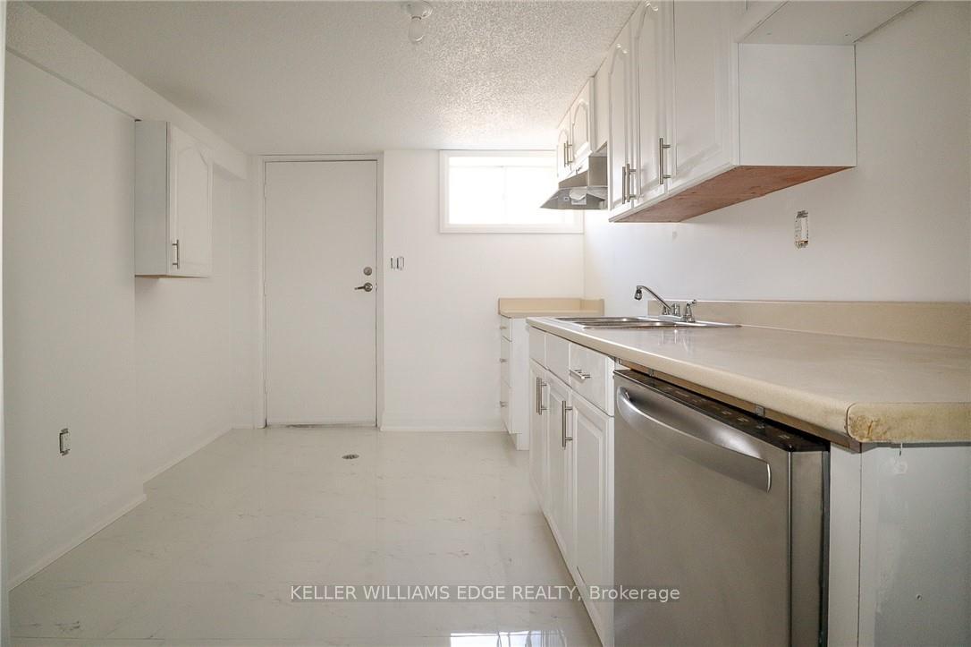 Photo 11 of Unit LL, 525 Britannia Avenue, Hamilton, Normanhurst — HOMEH