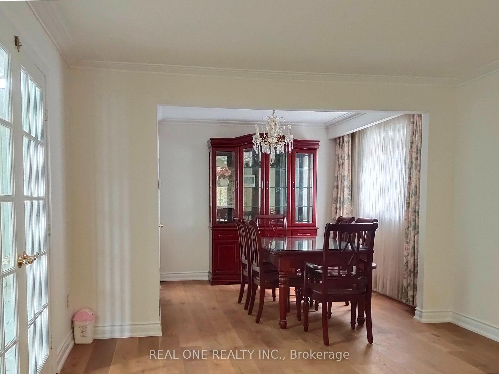 Photo 9 of 13 Mallaby Road, North York, Bayview Woods-Steeles — HOMEH