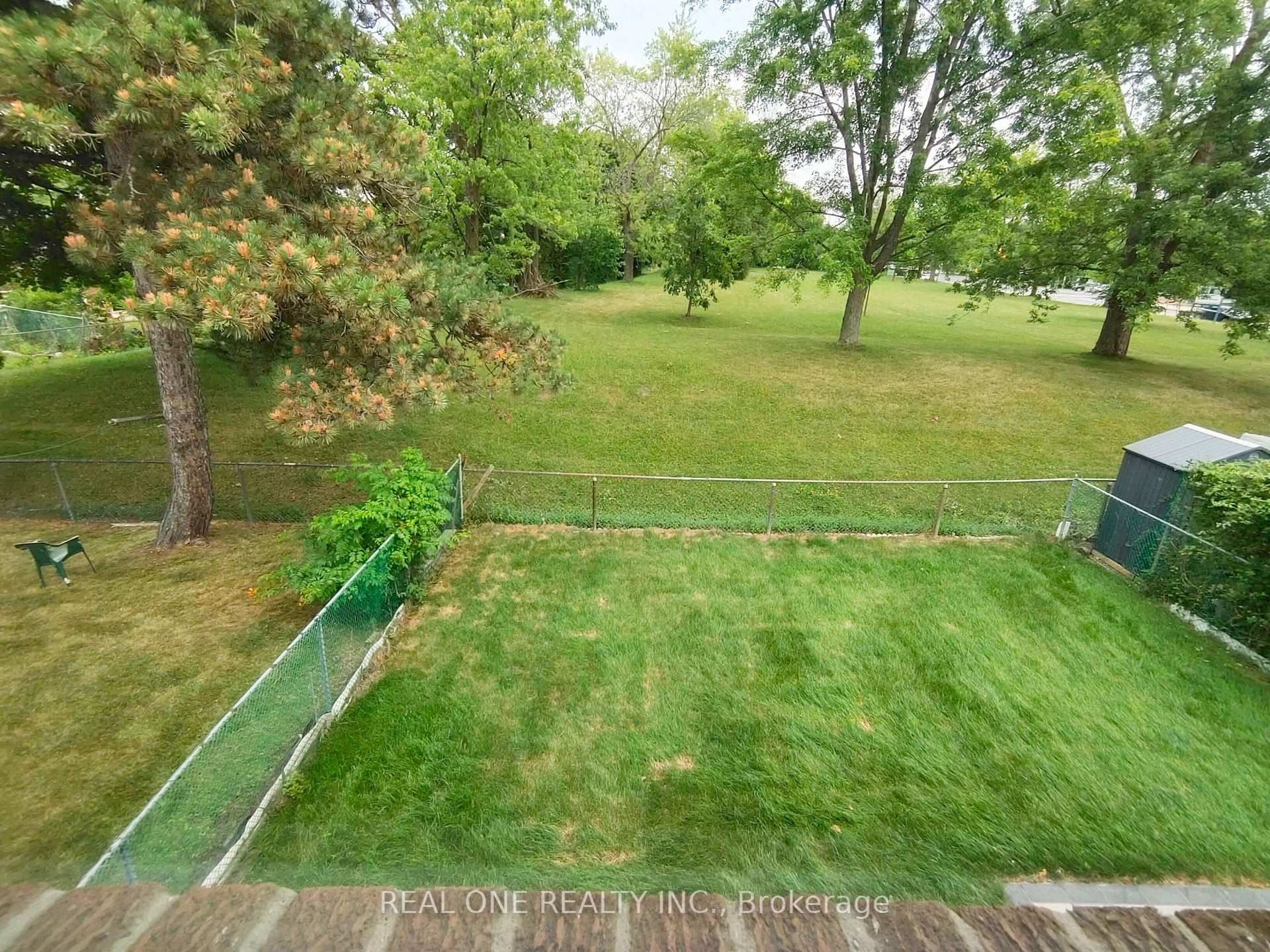 Photo 23 of 13 Mallaby Road, North York, Bayview Woods-Steeles — HOMEH