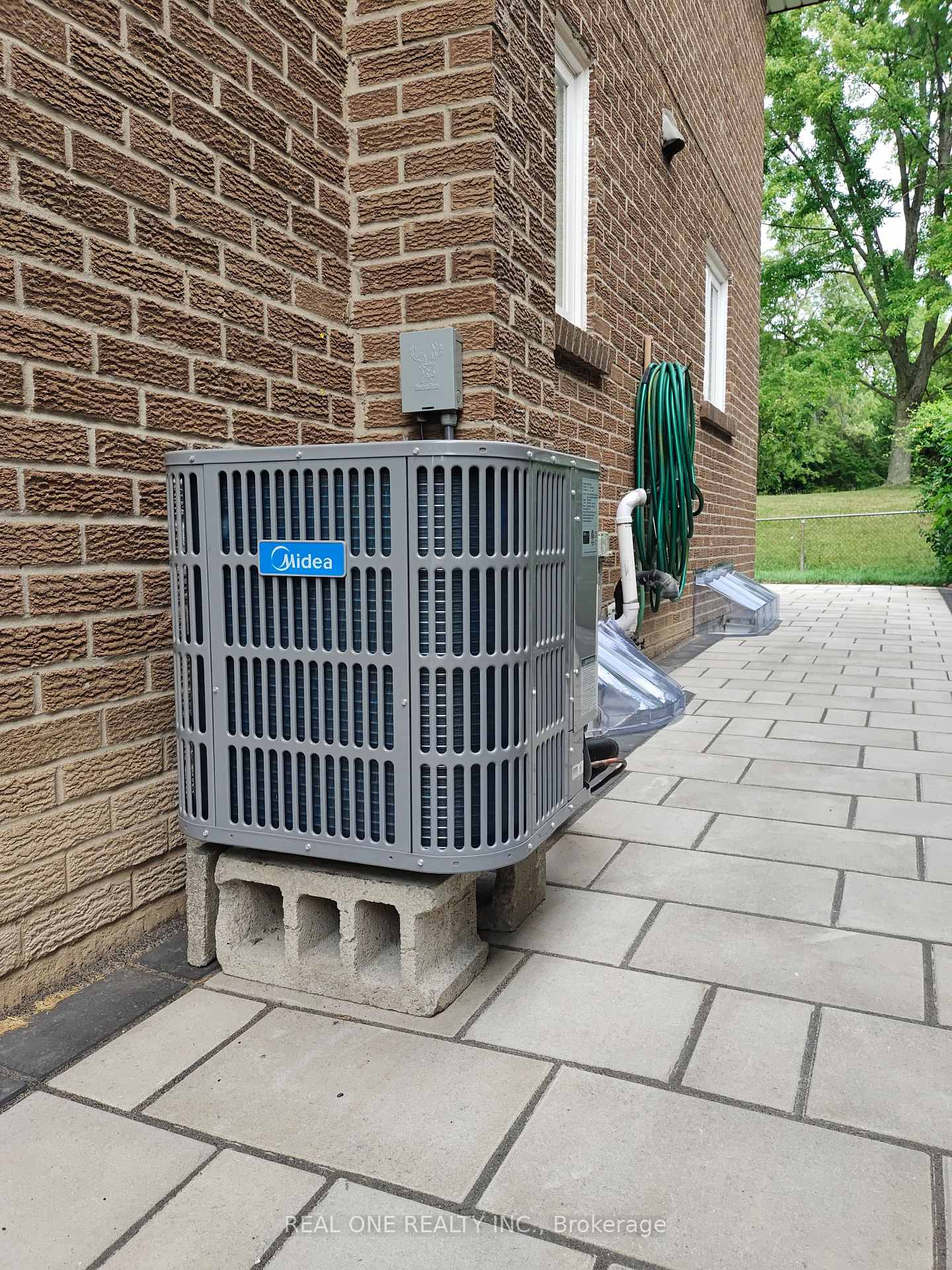 Photo 33 of 13 Mallaby Road, North York, Bayview Woods-Steeles — HOMEH