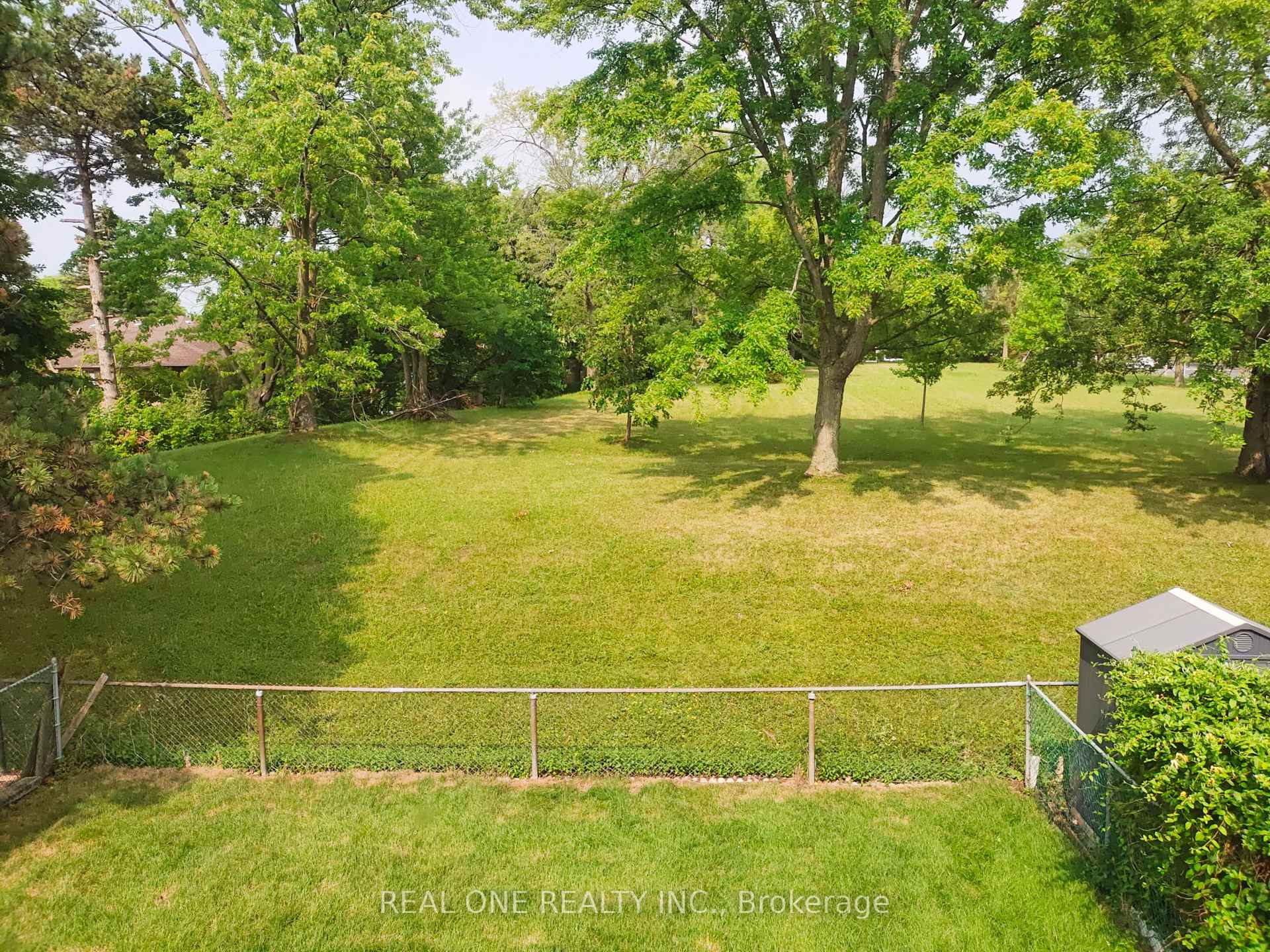 Photo 34 of 13 Mallaby Road, North York, Bayview Woods-Steeles — HOMEH