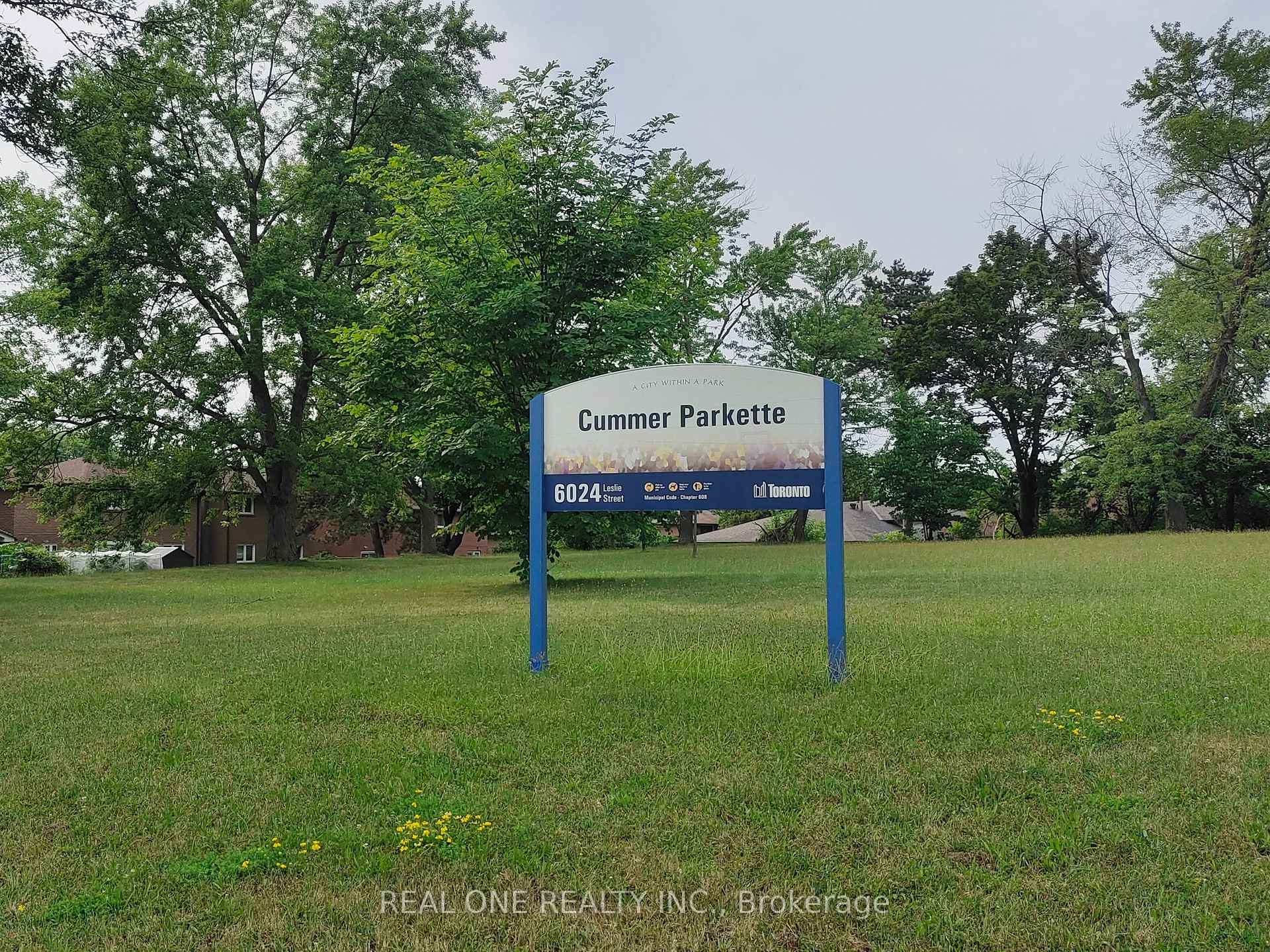 Photo 36 of 13 Mallaby Road, North York, Bayview Woods-Steeles — HOMEH