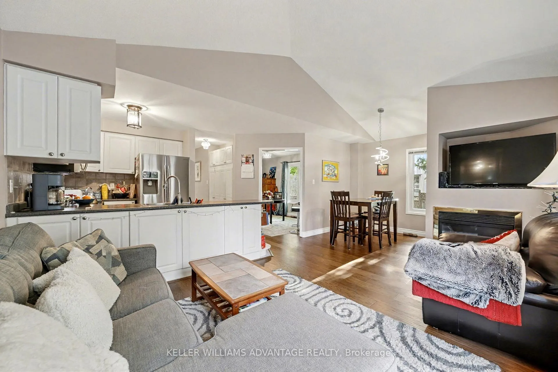 Photo 17 of 17 James Young Drive, Halton Hills, Georgetown — HOMEH