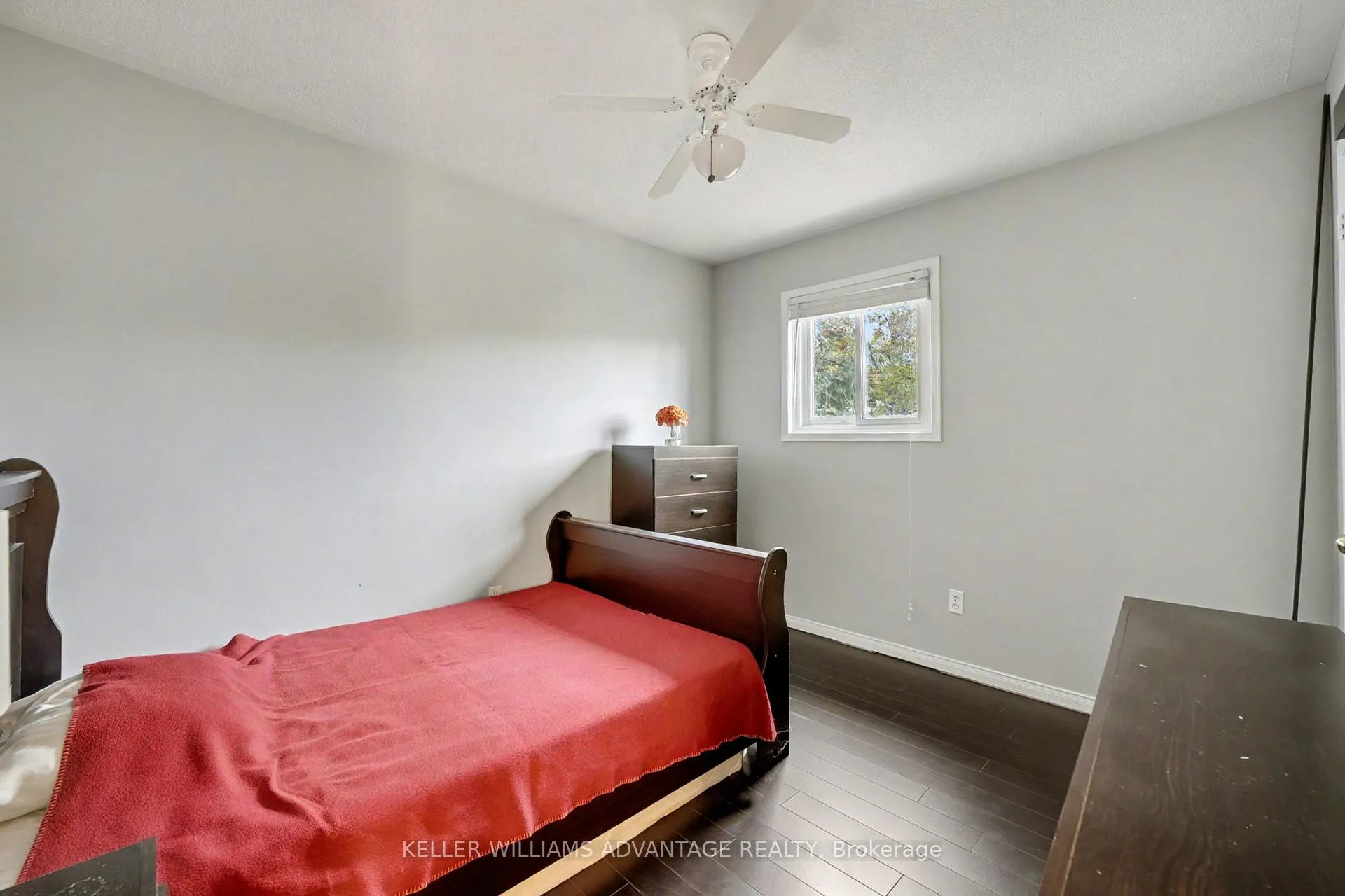 Photo 23 of 17 James Young Drive, Halton Hills, Georgetown — HOMEH