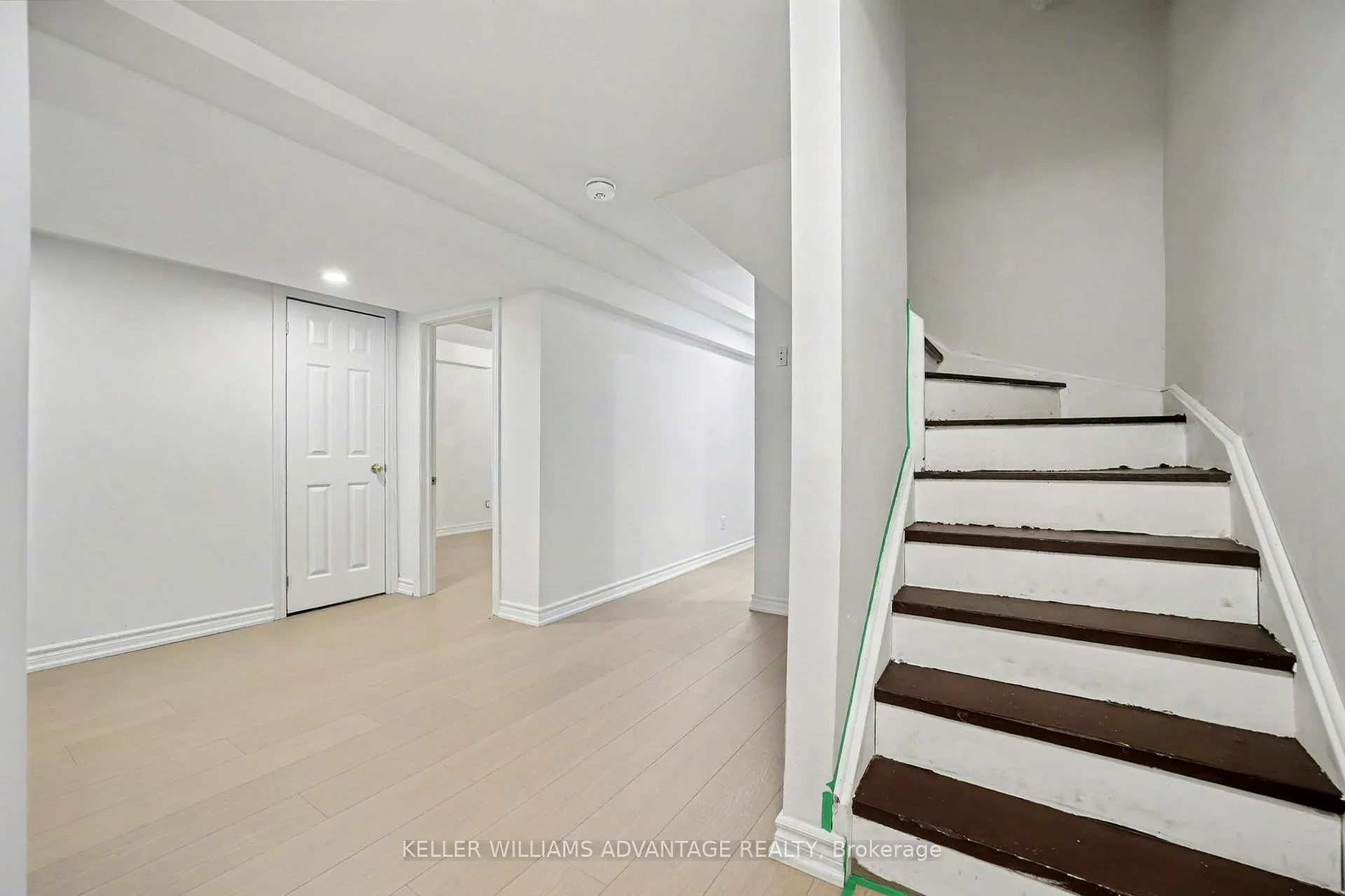Photo 31 of 17 James Young Drive, Halton Hills, Georgetown — HOMEH