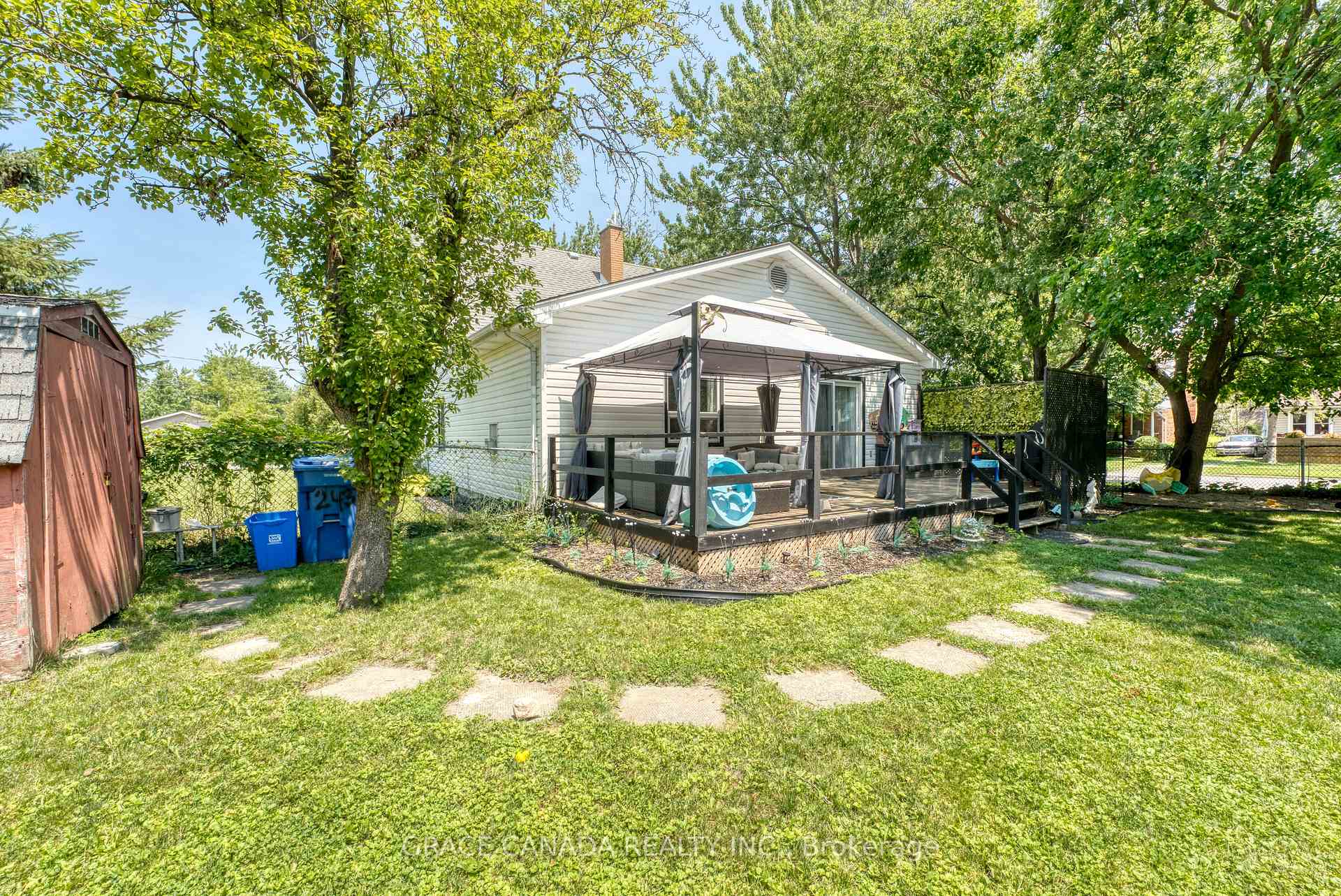 Photo 37 of 12437 St Thomas Street, Tecumseh — HOMEH
