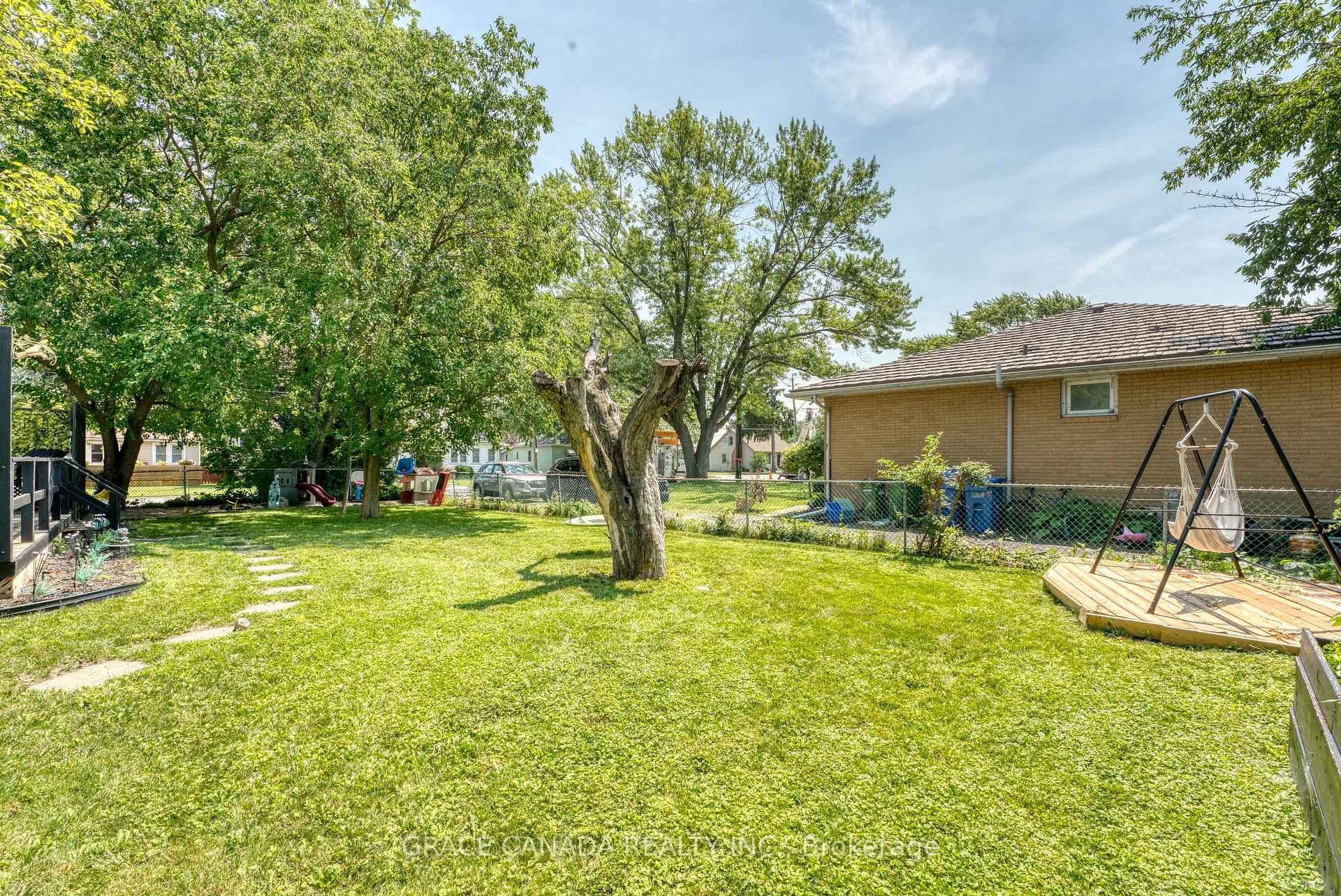 Photo 38 of 12437 St Thomas Street, Tecumseh — HOMEH