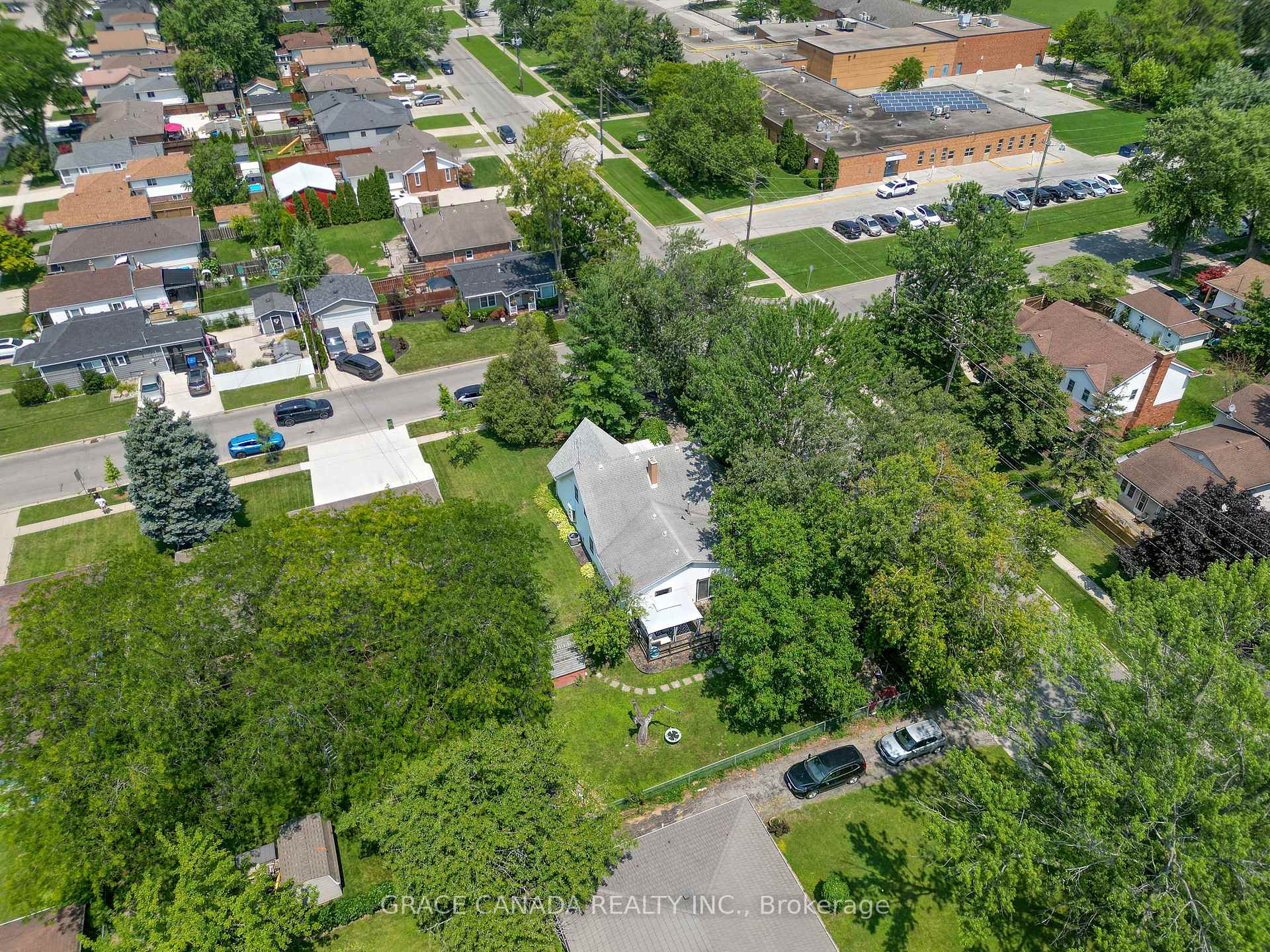 Photo 43 of 12437 St Thomas Street, Tecumseh — HOMEH