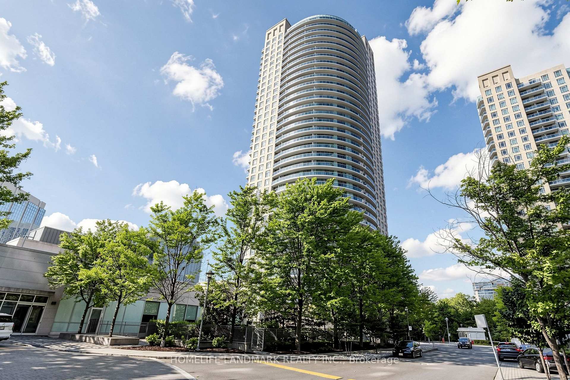 Photo 2 of Unit 3508, 80 Absolute Avenue, Mississauga, City Centre — HOMEH
