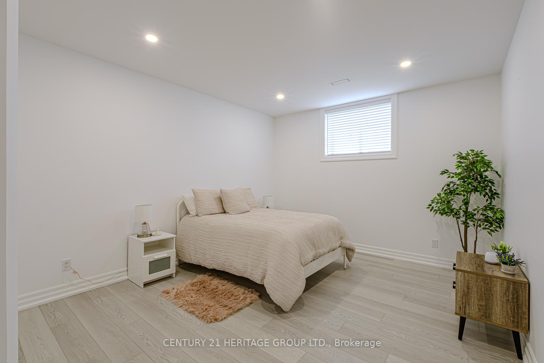Photo 37 of 18 Bannister Street, Brant, Oakland — HOMEH