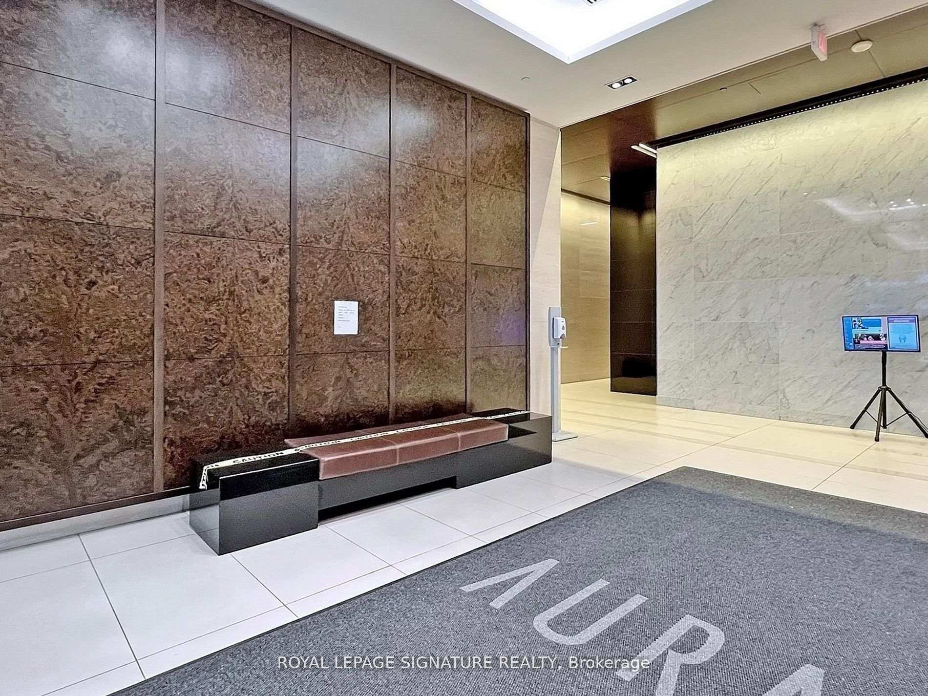 Photo 6 of Unit 4508, 386 Yonge Street, Toronto, Bay Street Corridor — HOMEH