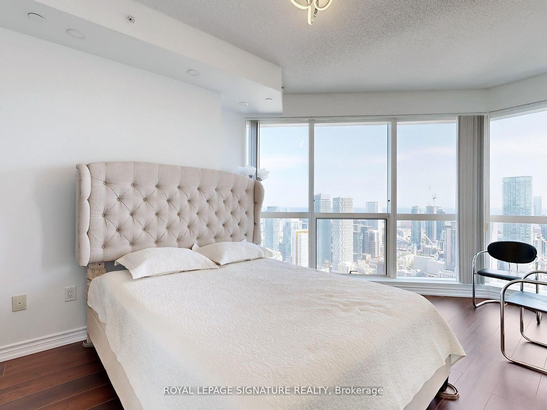 Photo 18 of Unit 4508, 386 Yonge Street, Toronto, Bay Street Corridor — HOMEH