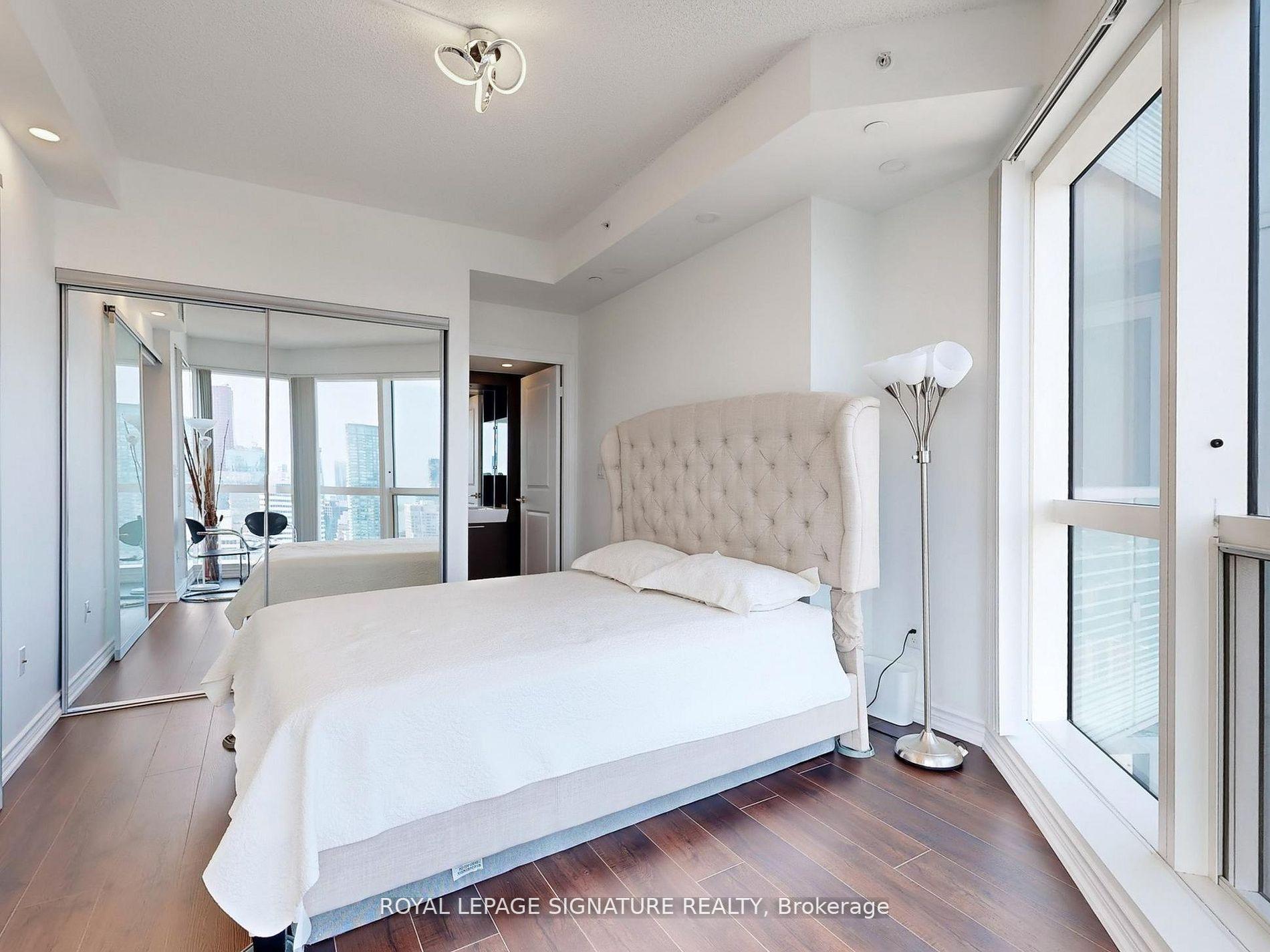 Photo 19 of Unit 4508, 386 Yonge Street, Toronto, Bay Street Corridor — HOMEH