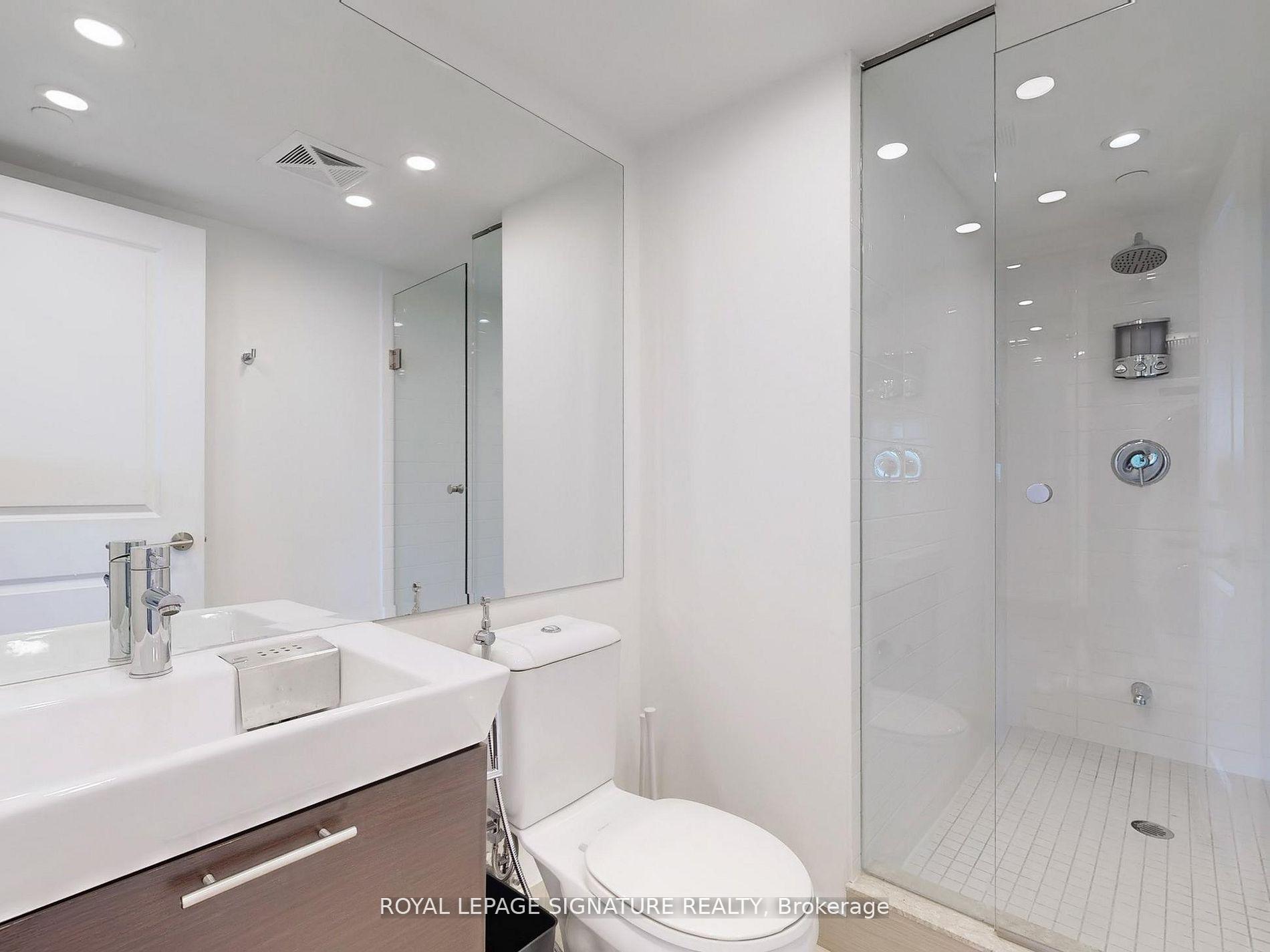 Photo 26 of Unit 4508, 386 Yonge Street, Toronto, Bay Street Corridor — HOMEH