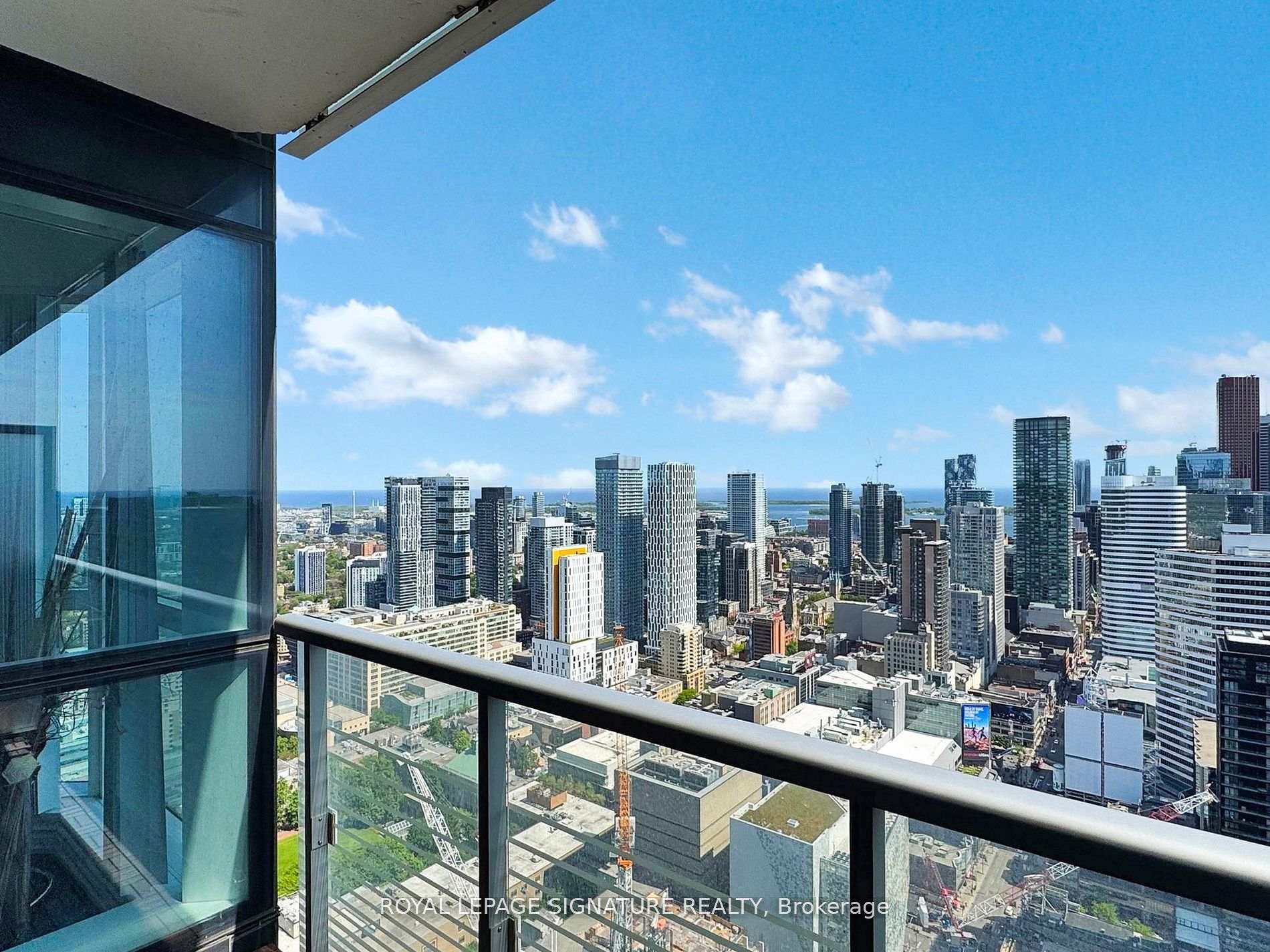 Photo 31 of Unit 4508, 386 Yonge Street, Toronto, Bay Street Corridor — HOMEH
