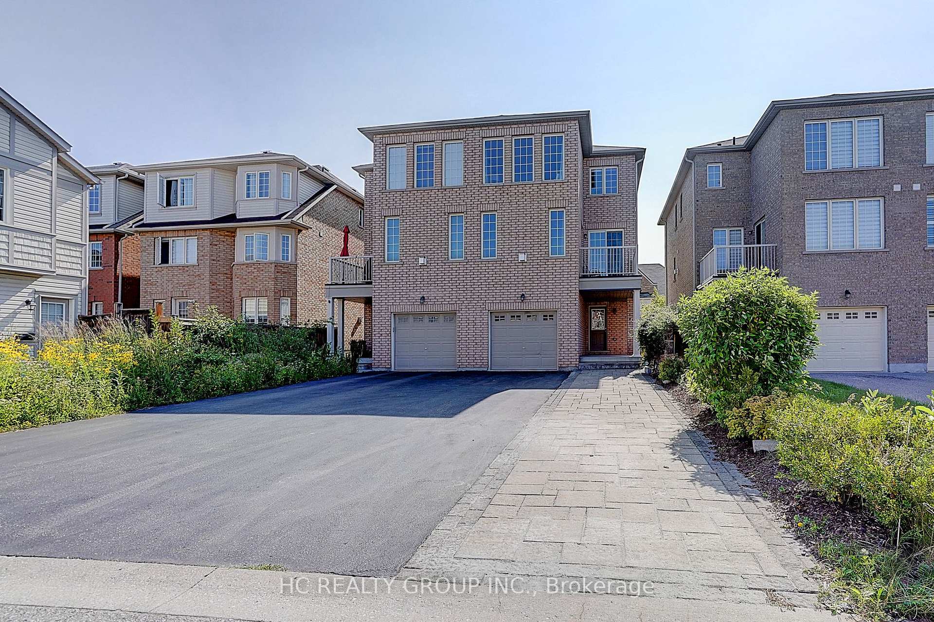 Photo 1 of 22 Toulouse Court, Markham, Cornell — HOMEH