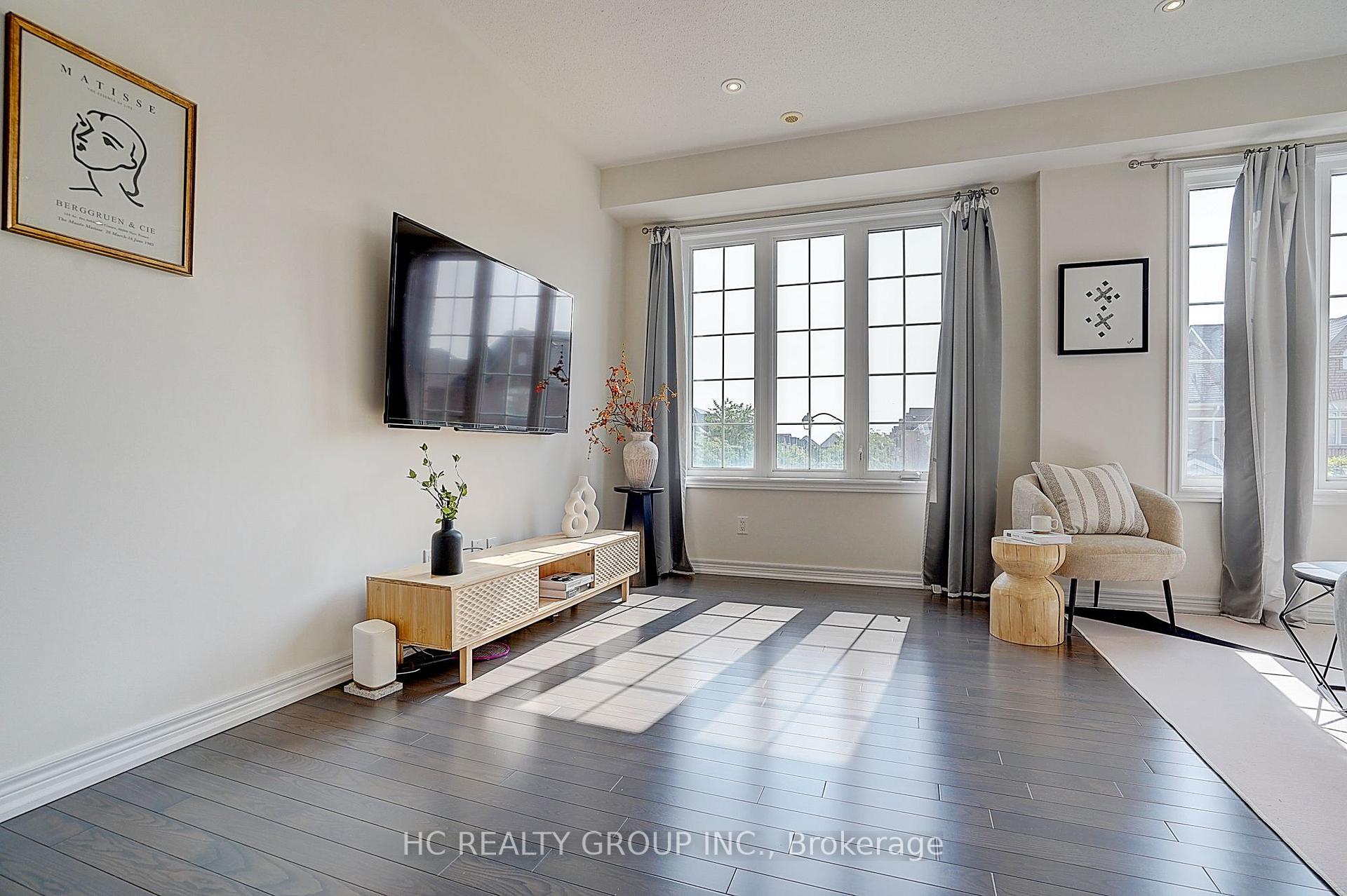 Photo 7 of 22 Toulouse Court, Markham, Cornell — HOMEH