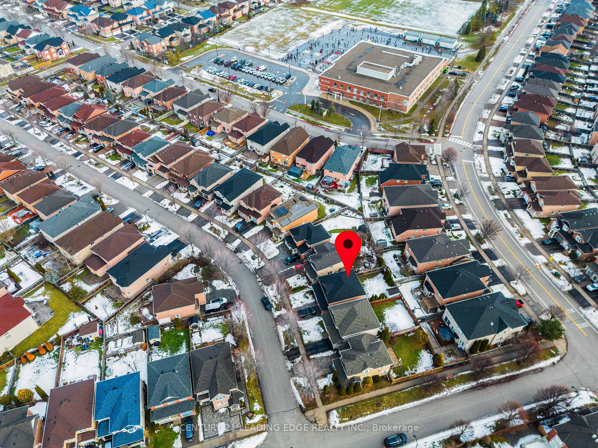 Photo 5 of 37 Landsdown Crescent, Markham, Wismer — HOMEH