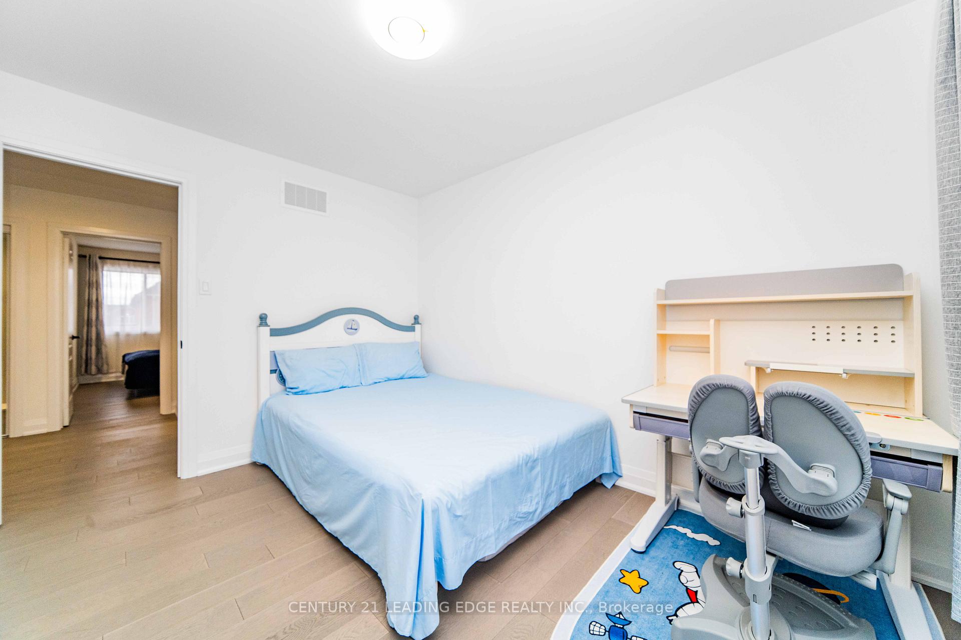 Photo 19 of 37 Landsdown Crescent, Markham, Wismer — HOMEH