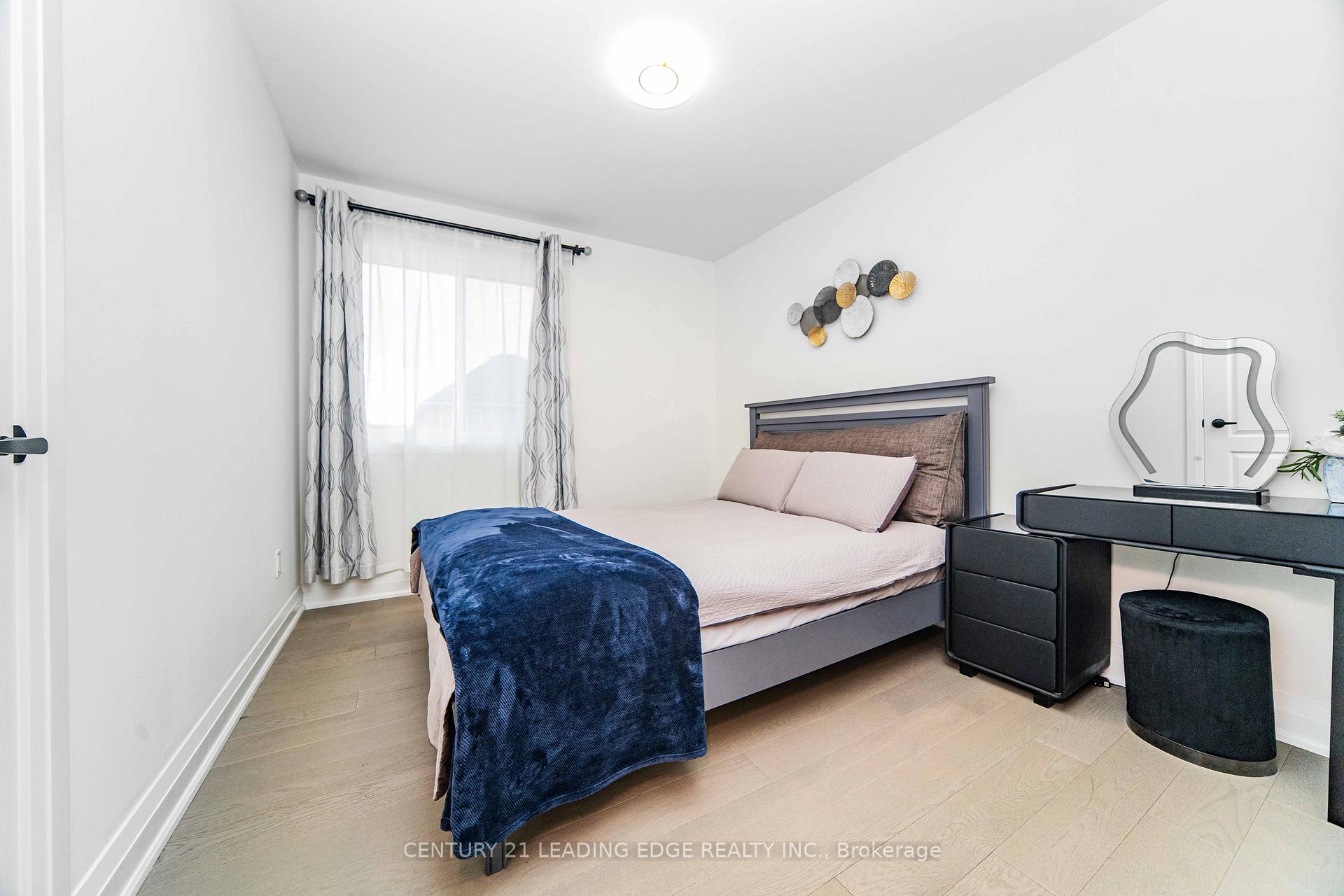 Photo 23 of 37 Landsdown Crescent, Markham, Wismer — HOMEH