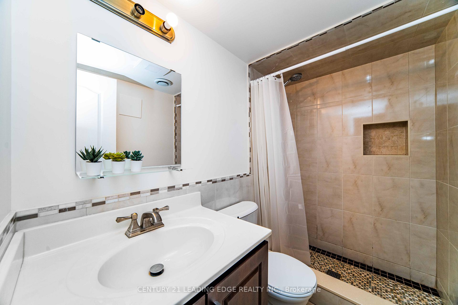 Photo 40 of 37 Landsdown Crescent, Markham, Wismer — HOMEH