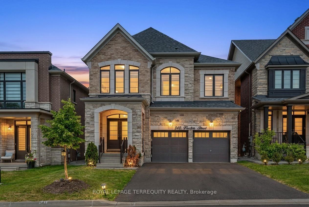 Photo 2 of 242 Factor Street, Vaughan, Kleinburg — HOMEH