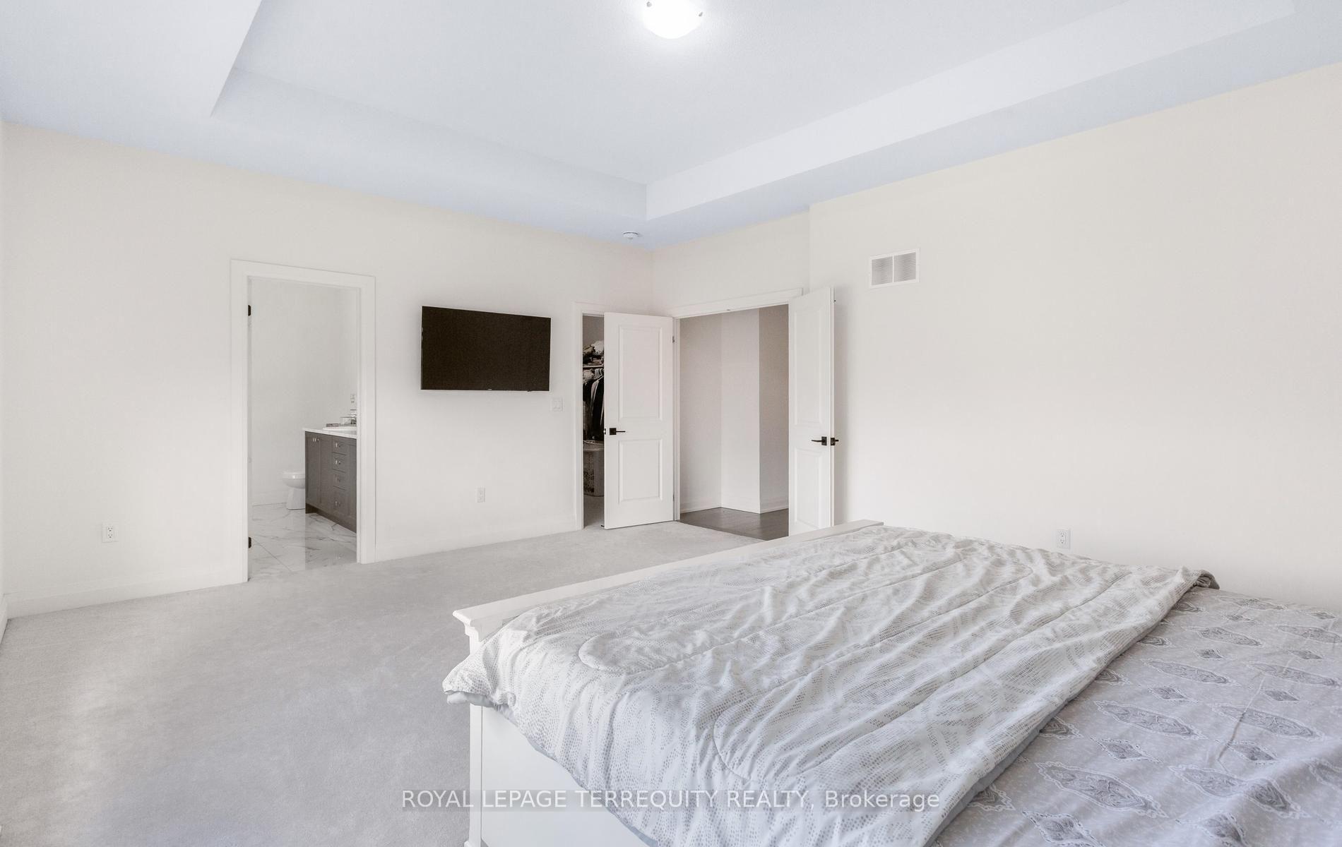 Photo 22 of 242 Factor Street, Vaughan, Kleinburg — HOMEH