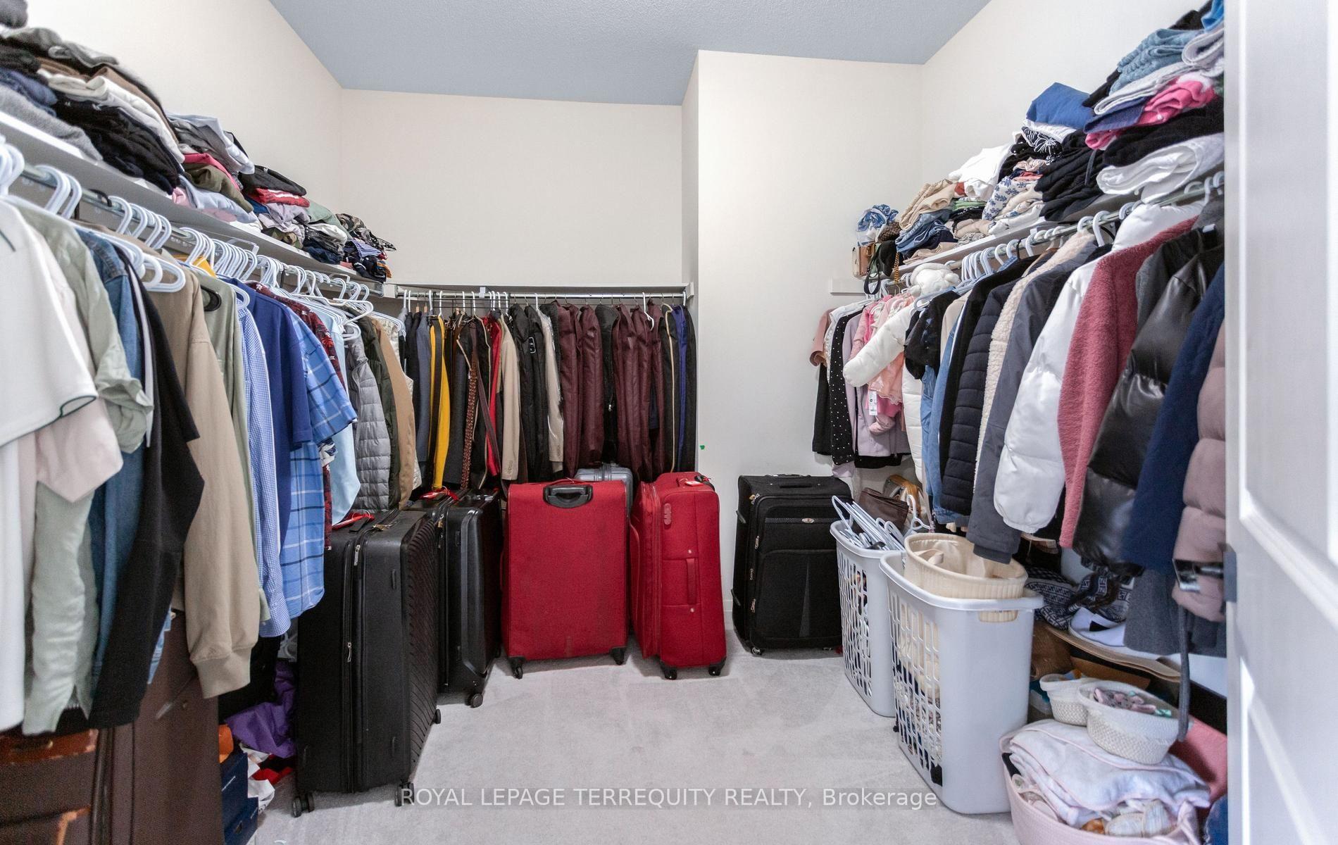 Photo 23 of 242 Factor Street, Vaughan, Kleinburg — HOMEH