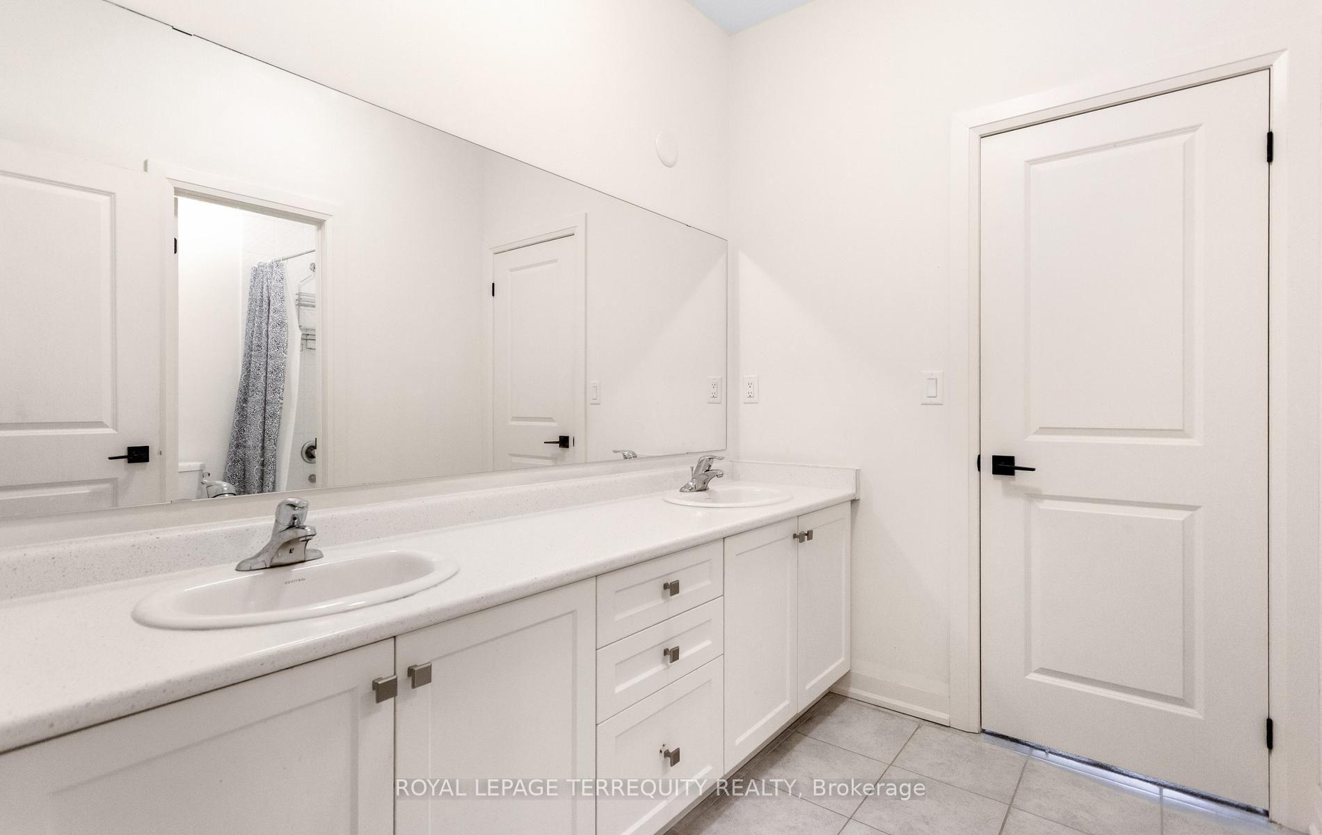 Photo 34 of 242 Factor Street, Vaughan, Kleinburg — HOMEH